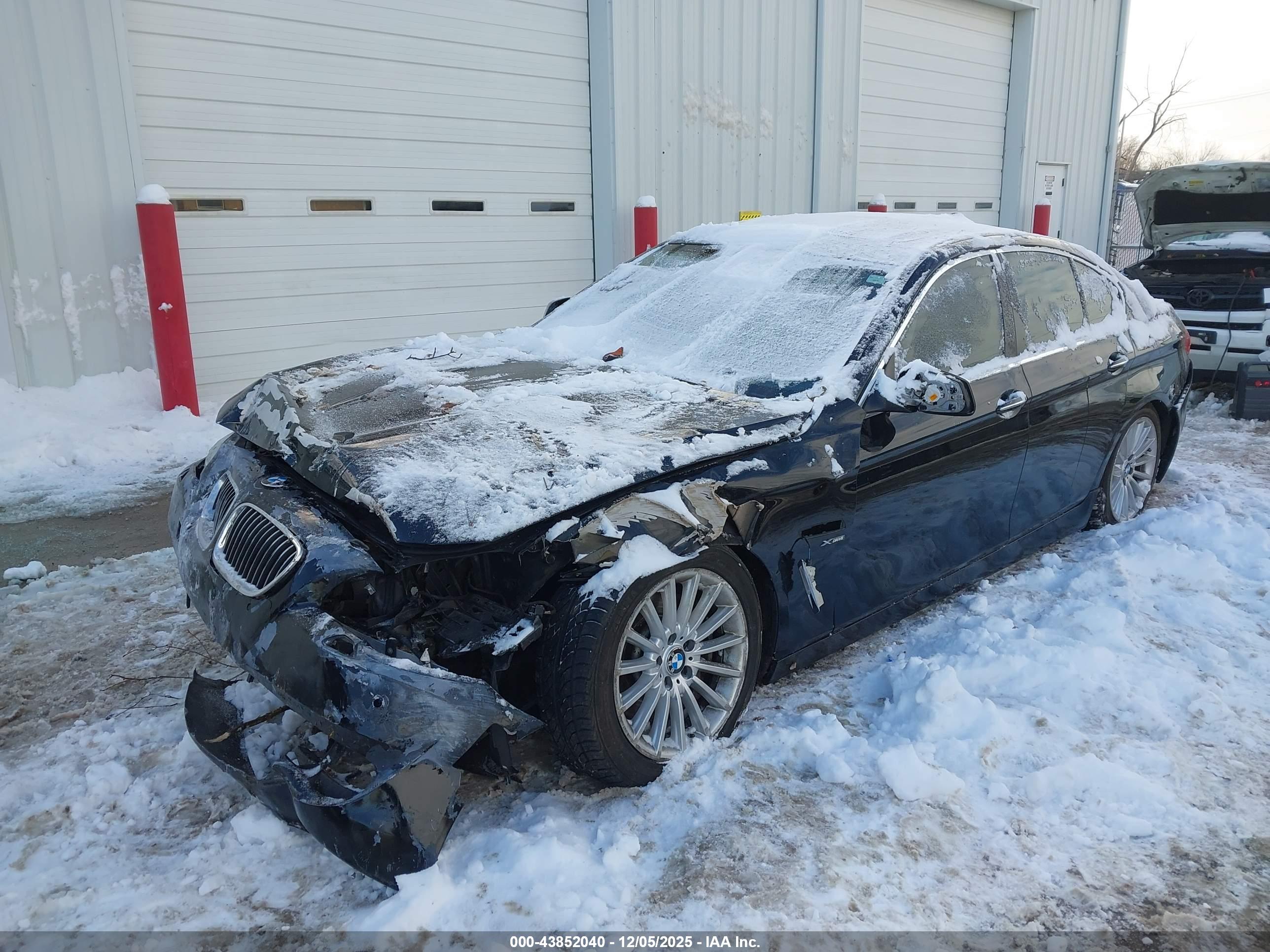 BMW 535I image 2