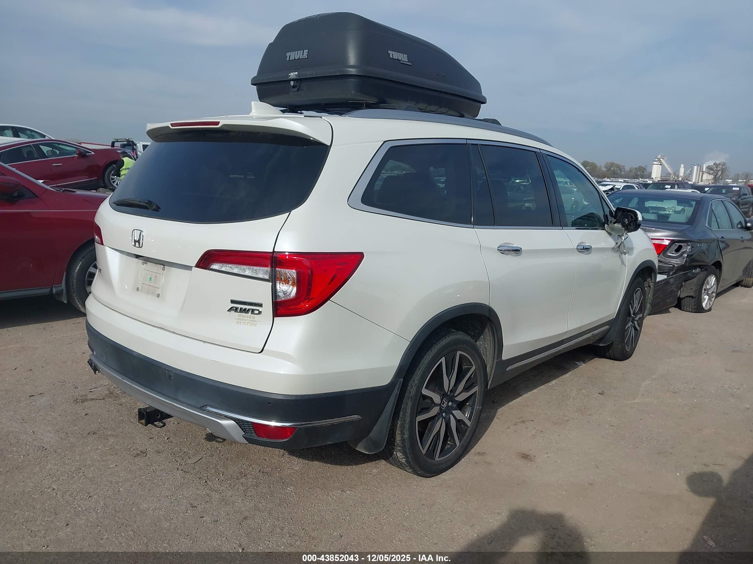 HONDA PILOT image 4