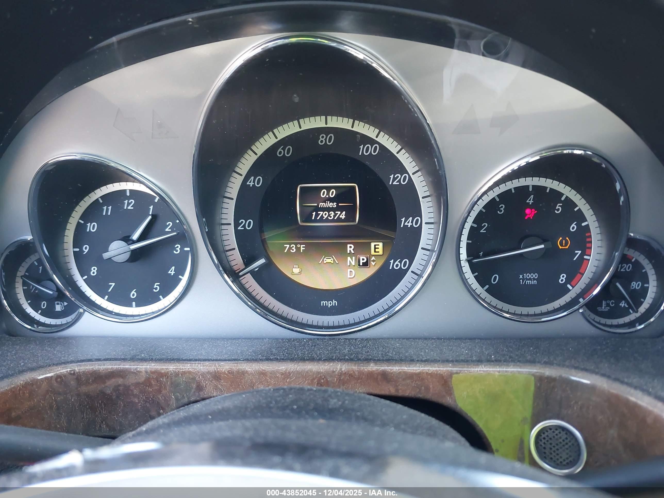 MERCEDES-BENZ E image 7
