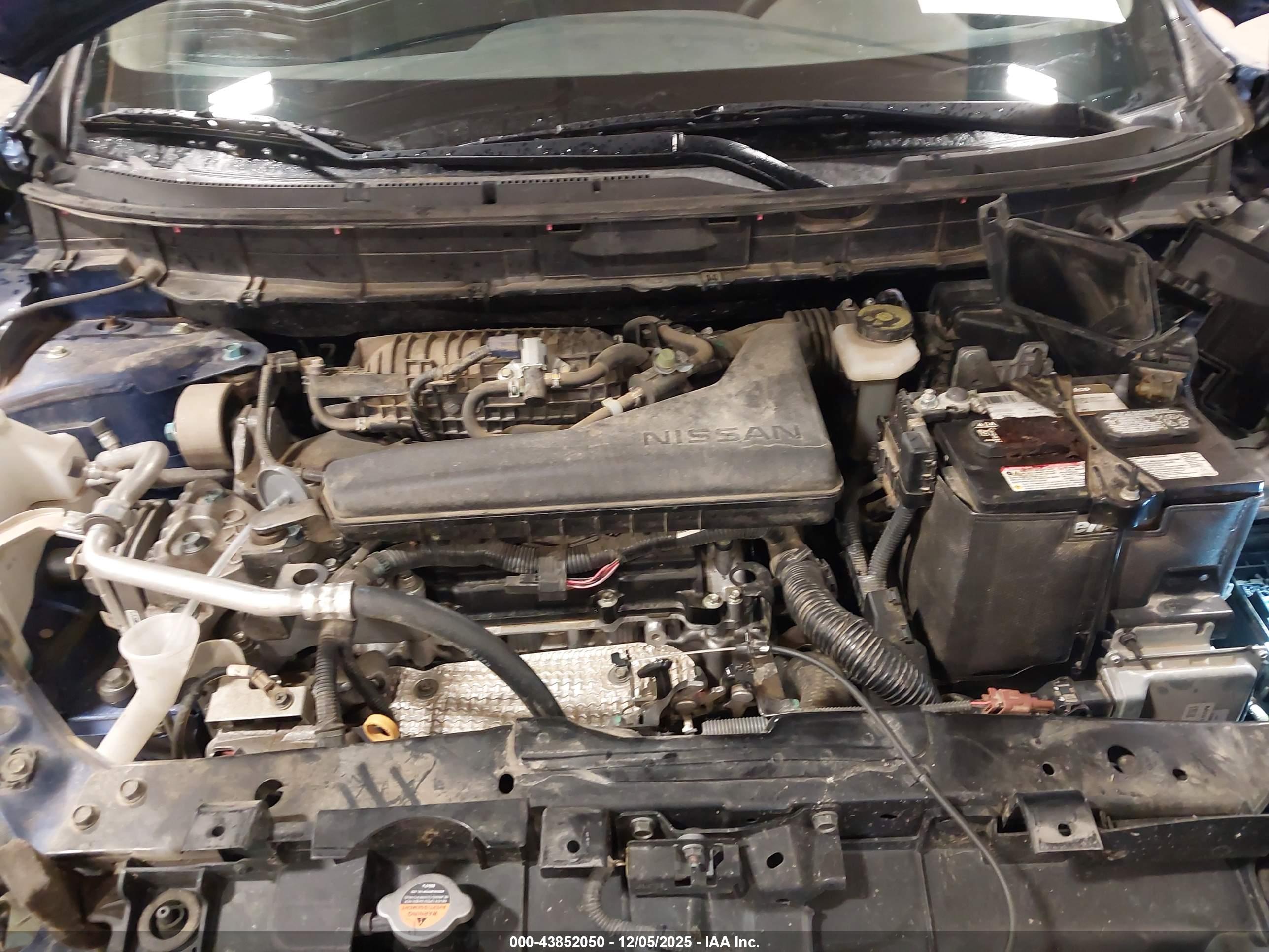 NISSAN ROGUE image 10