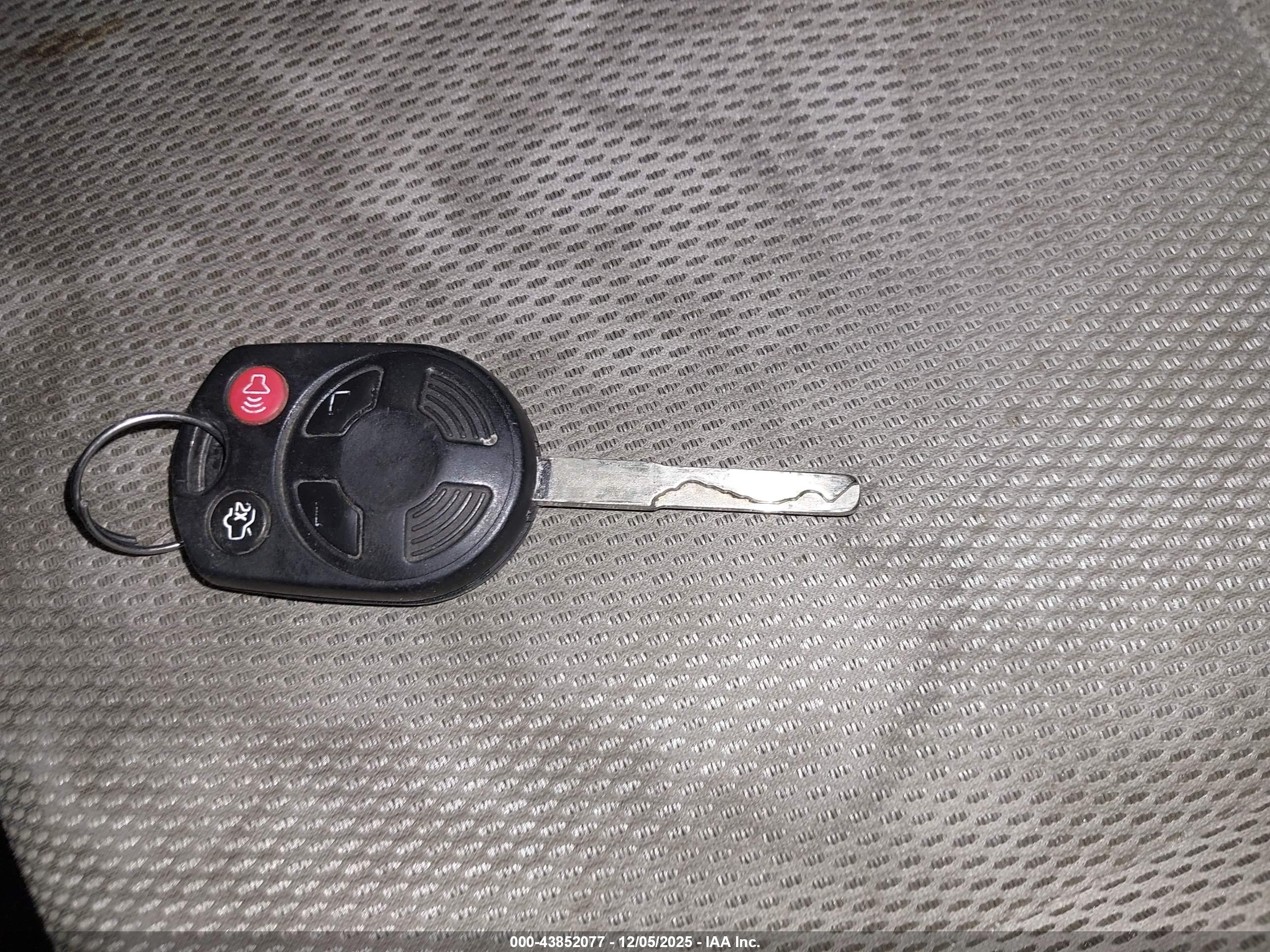 FORD FOCUS image 11