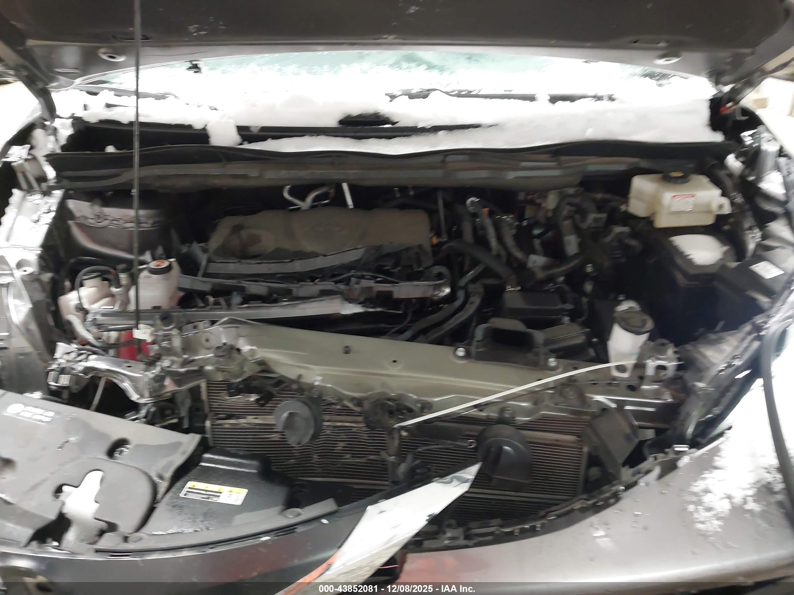 TOYOTA SIENNA image 10