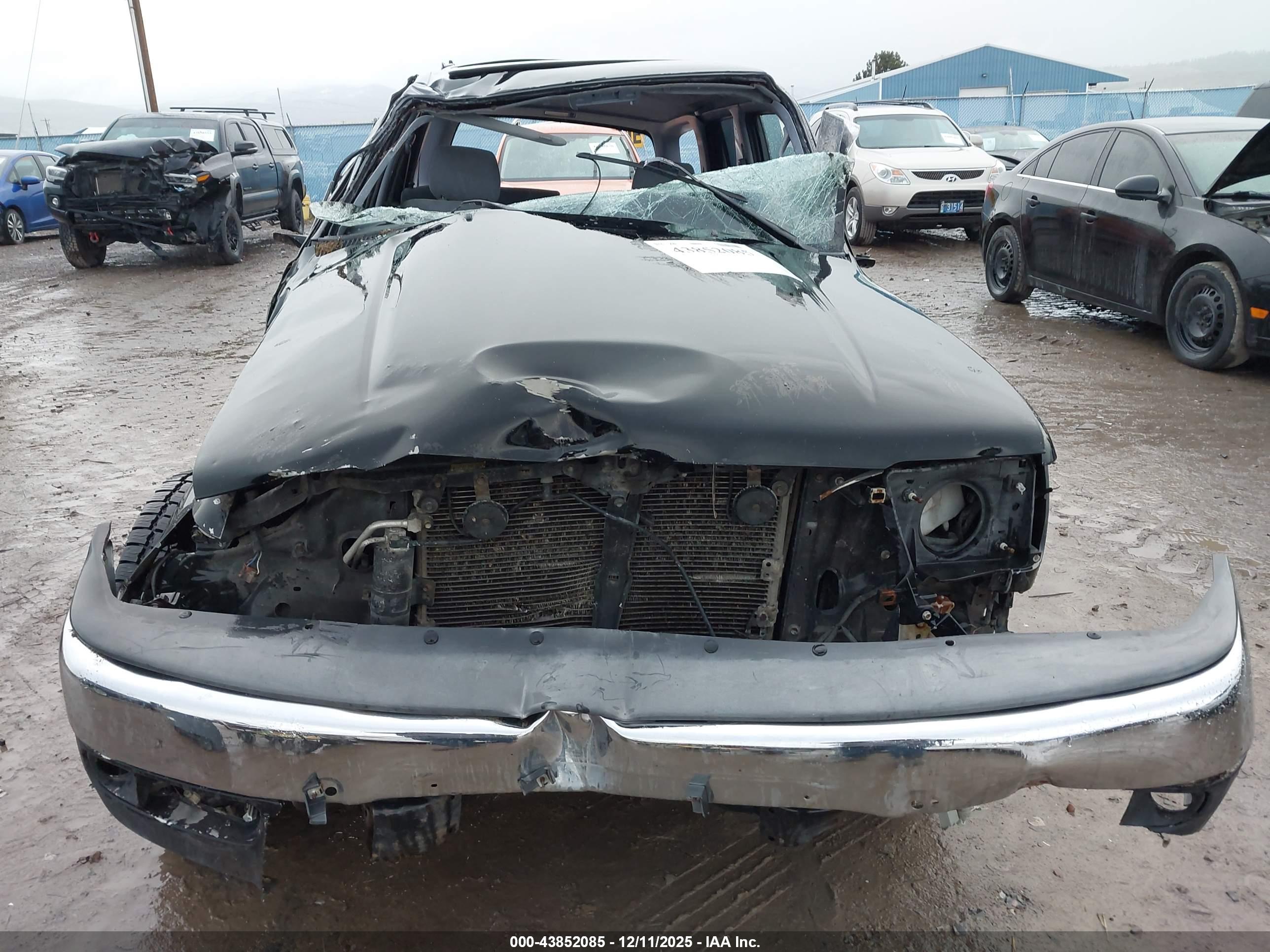 TOYOTA 4RUNNER image 6