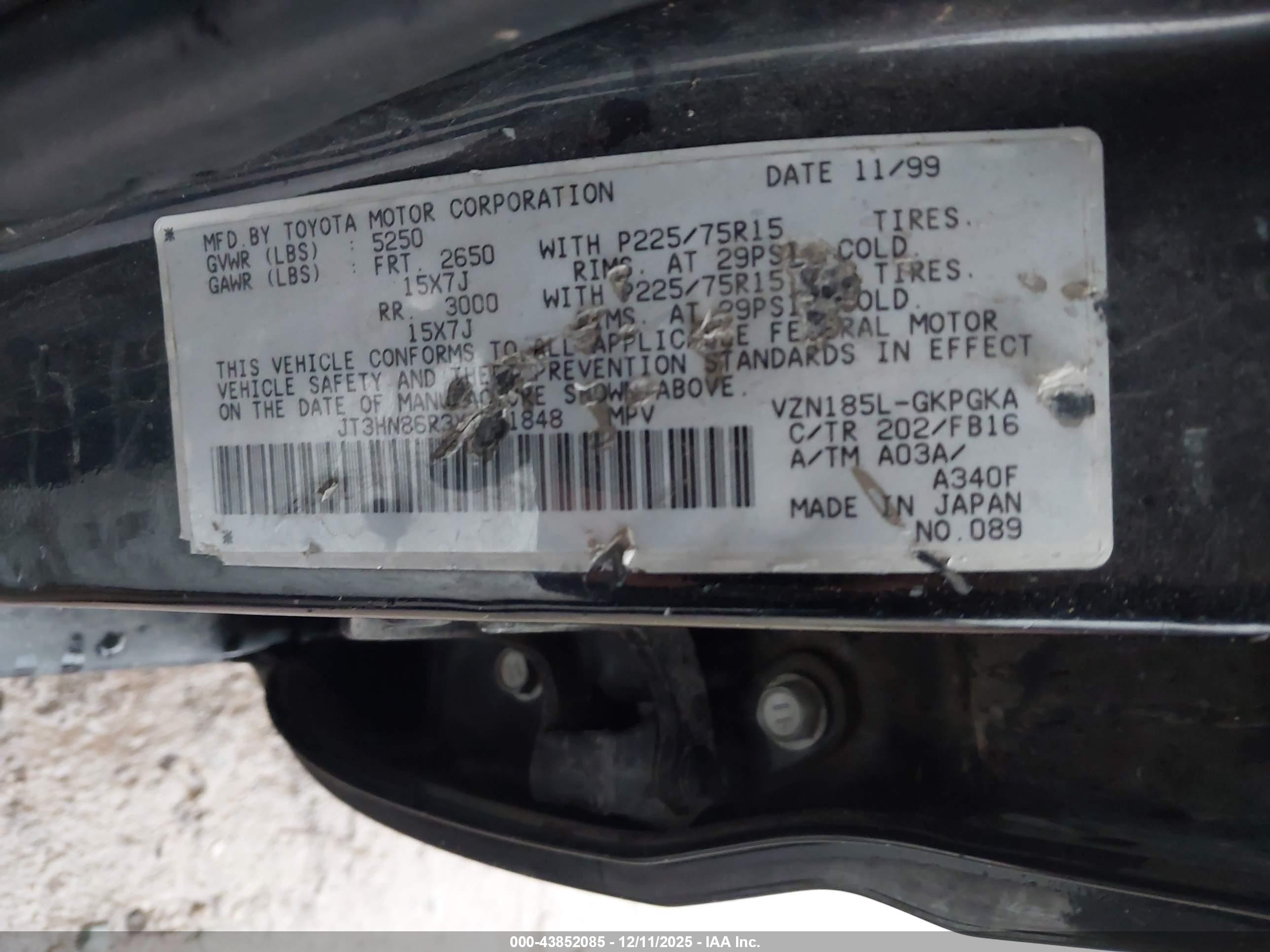 TOYOTA 4RUNNER image 9