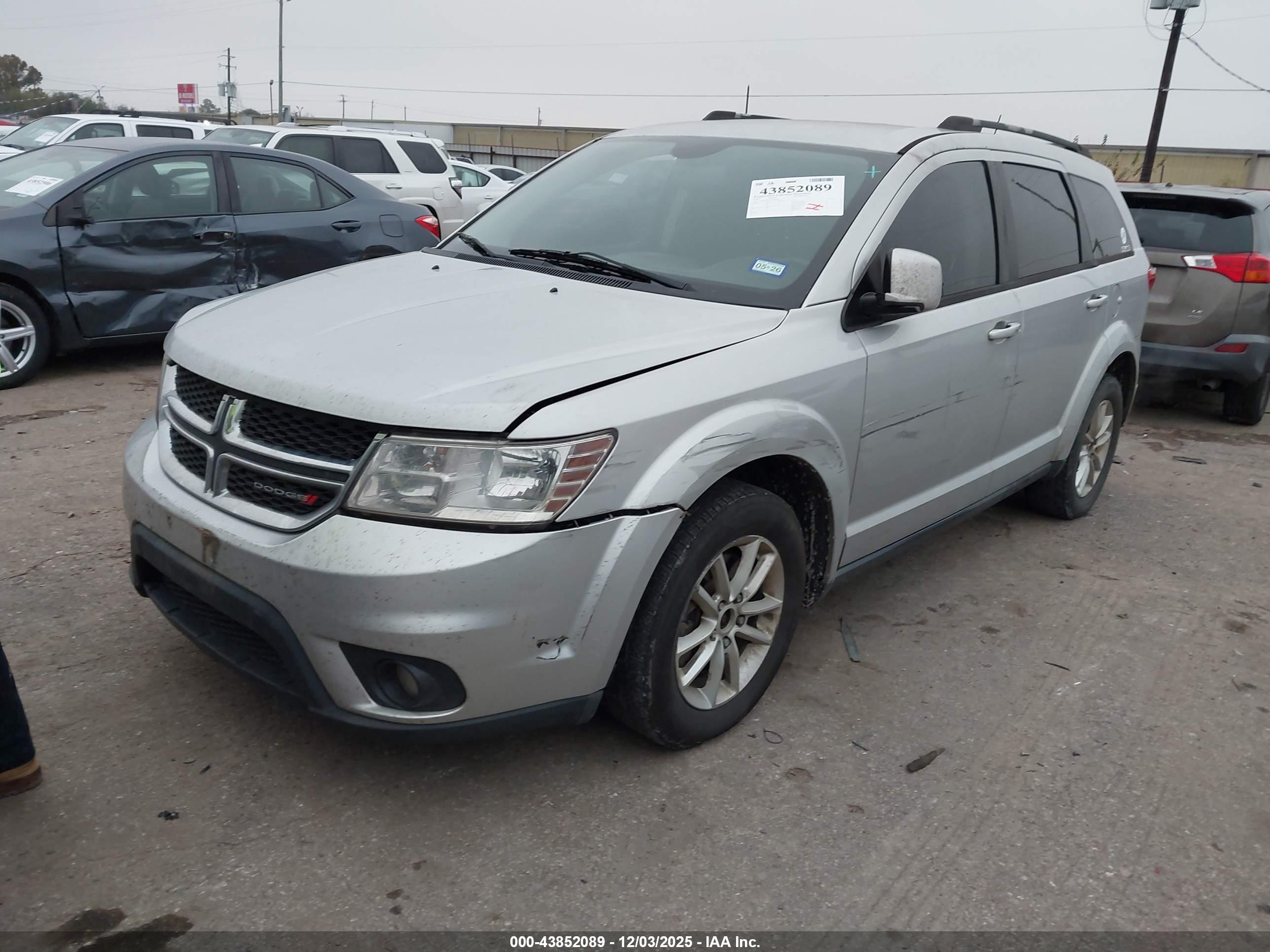 DODGE JOURNEY image 2