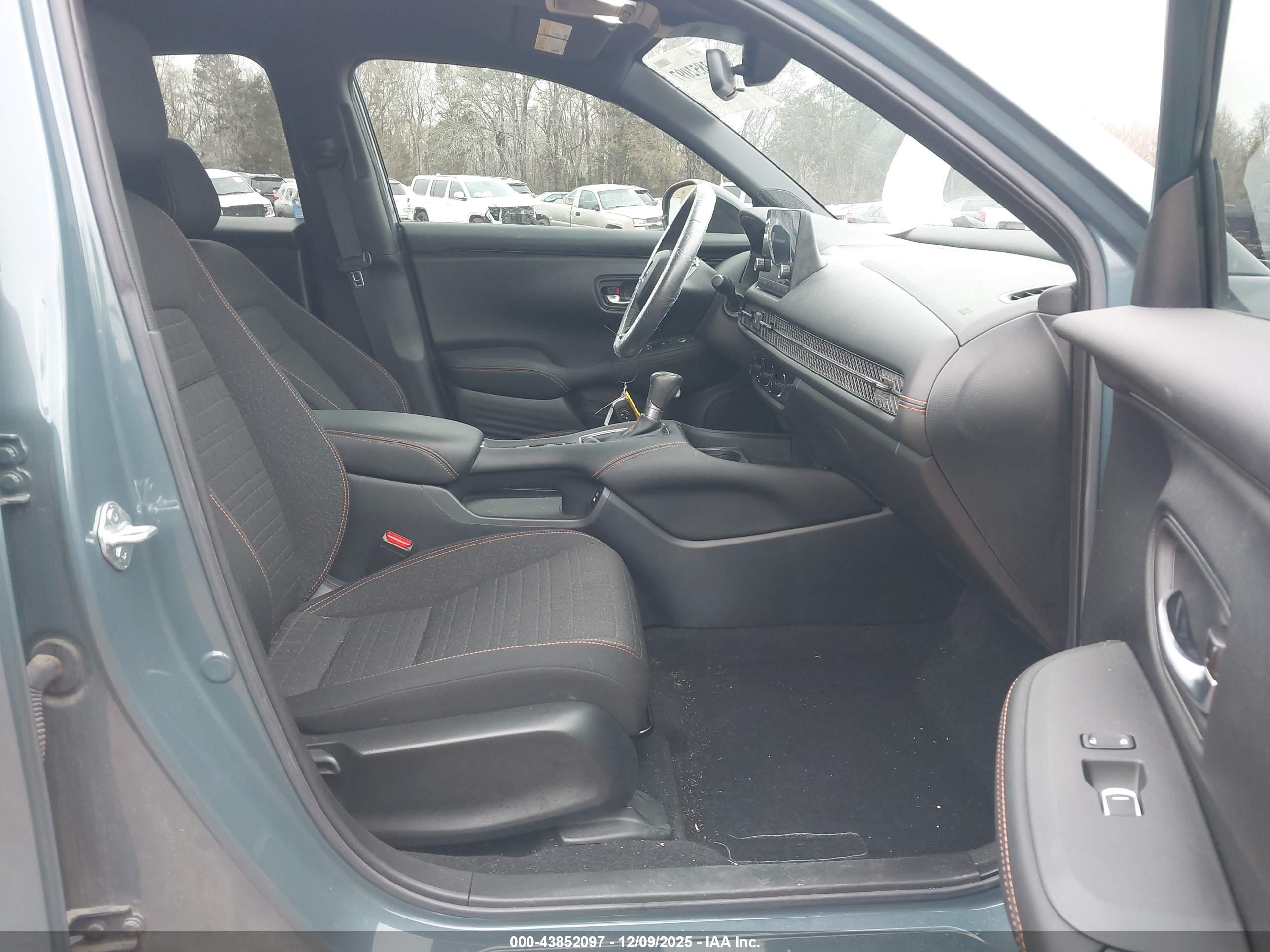 HONDA HR-V image 5