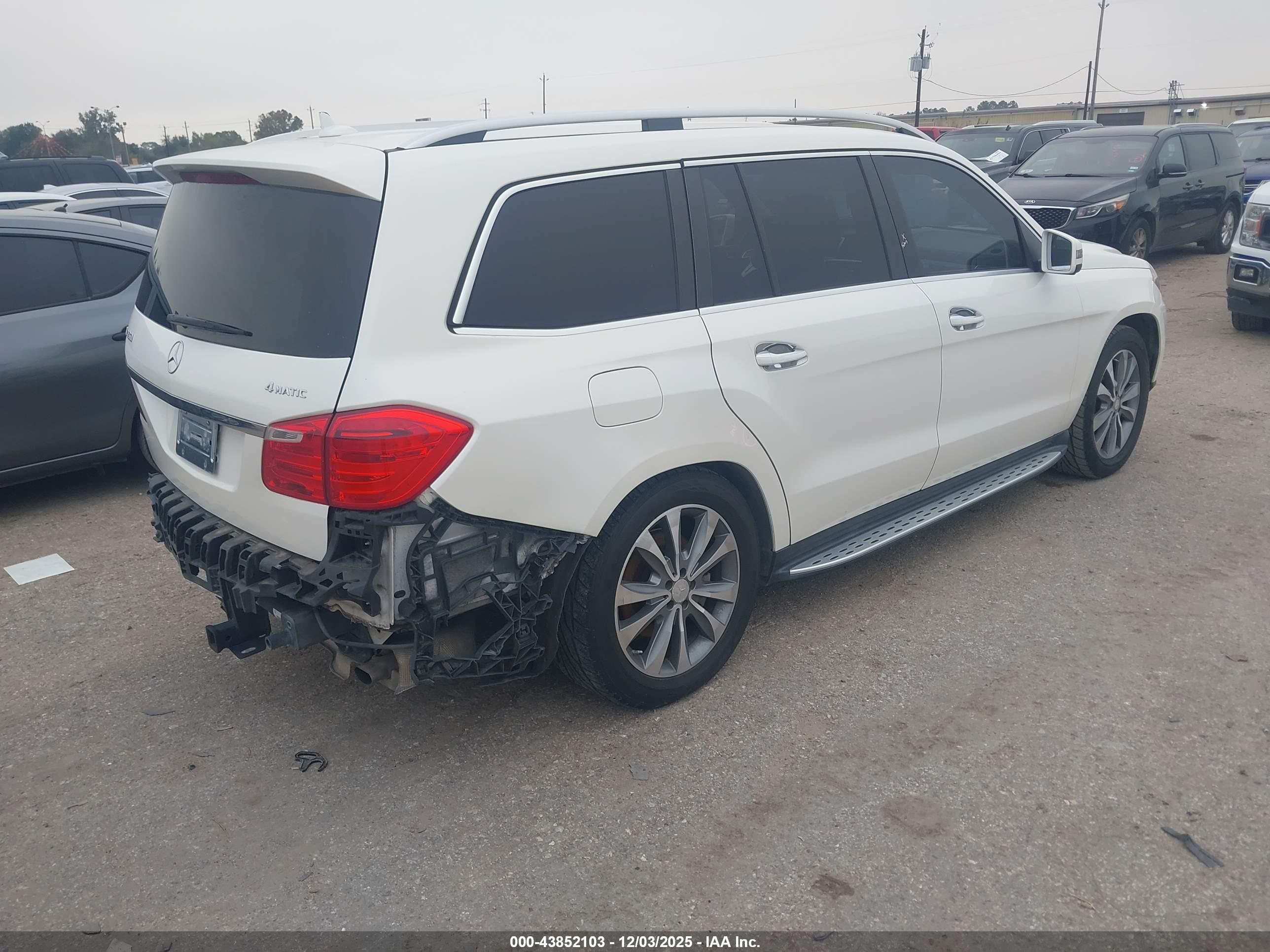 MERCEDES-BENZ GL image 4