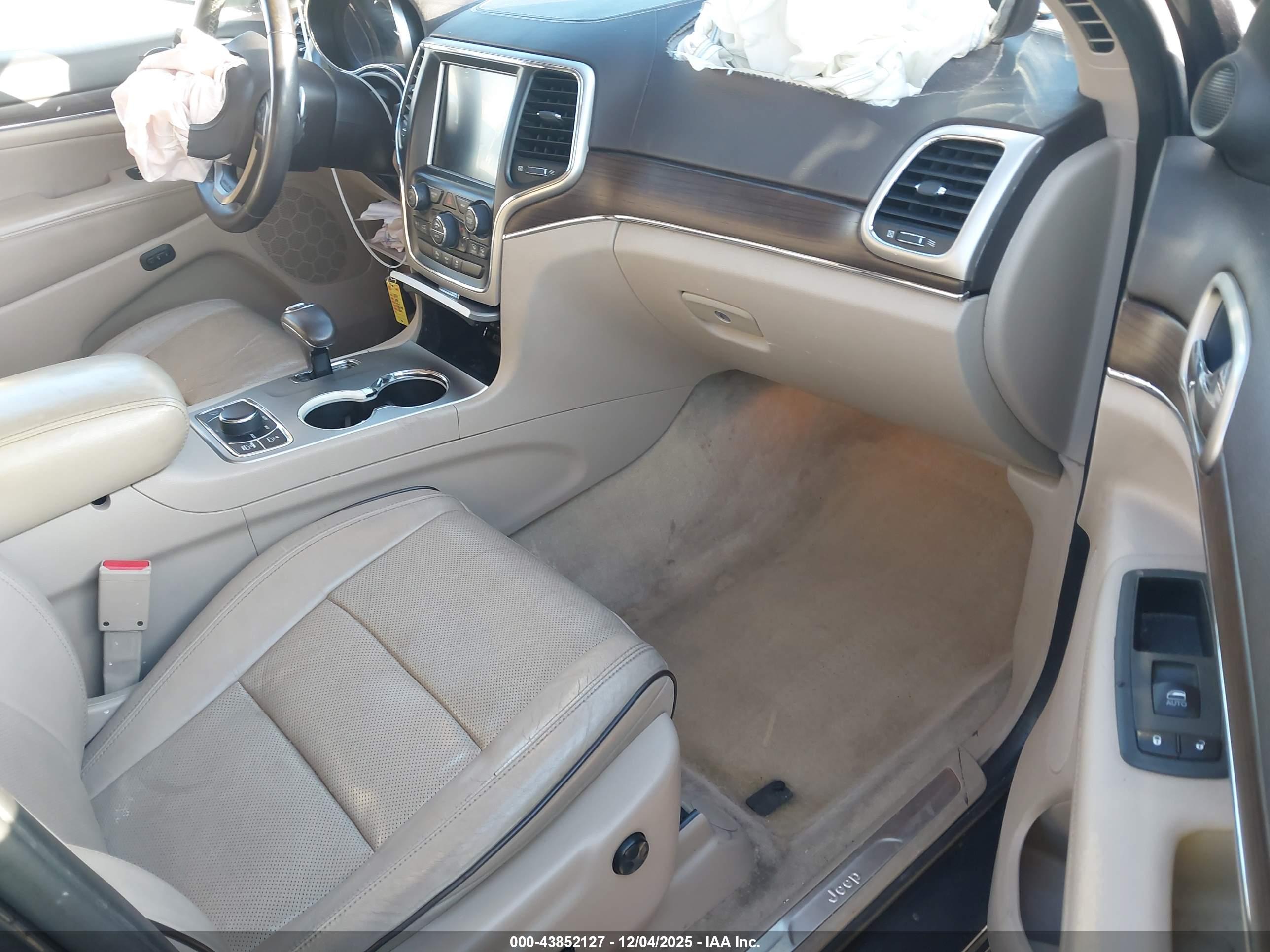 JEEP GRAND image 5