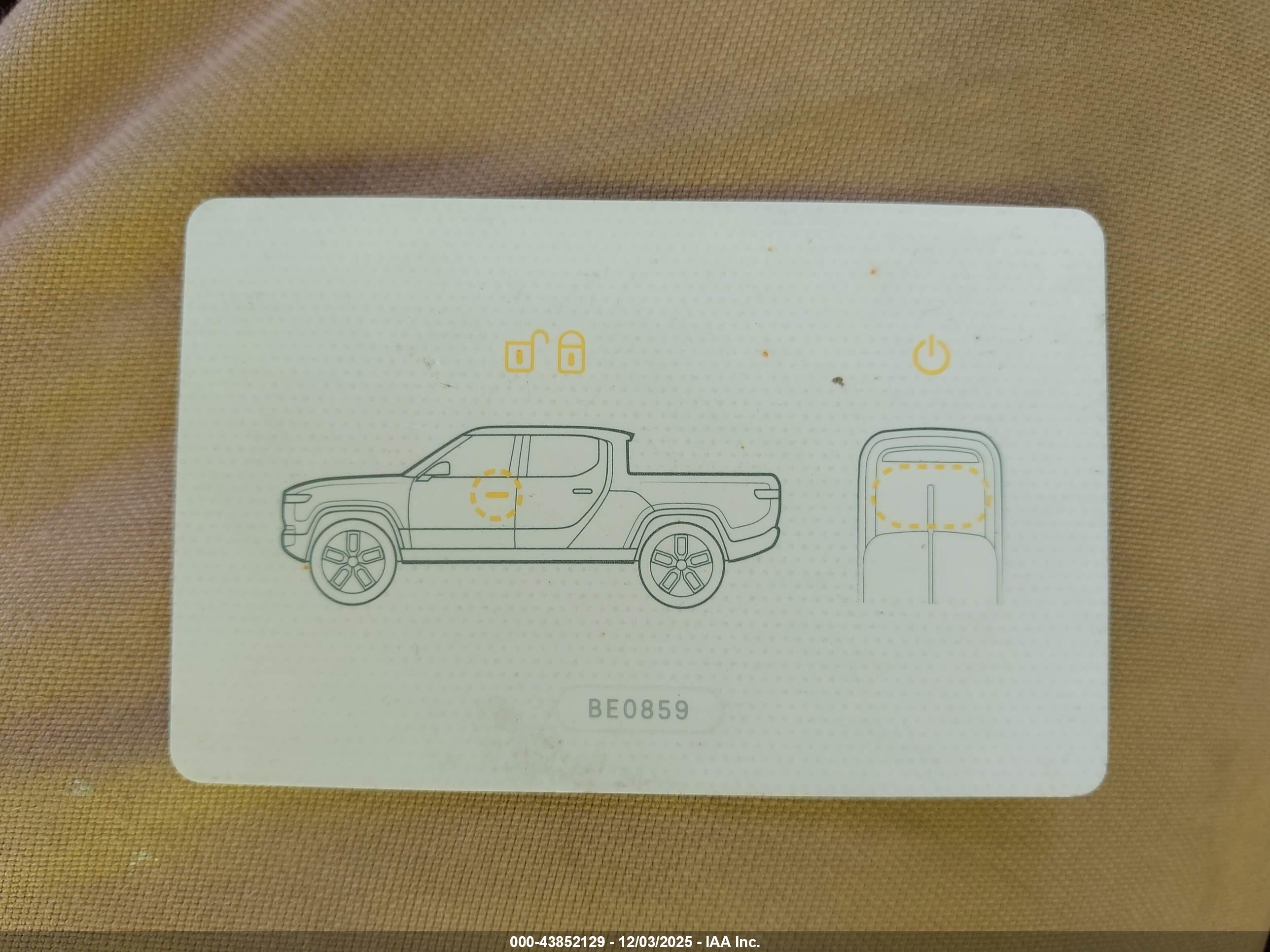 RIVIAN R1T image 11