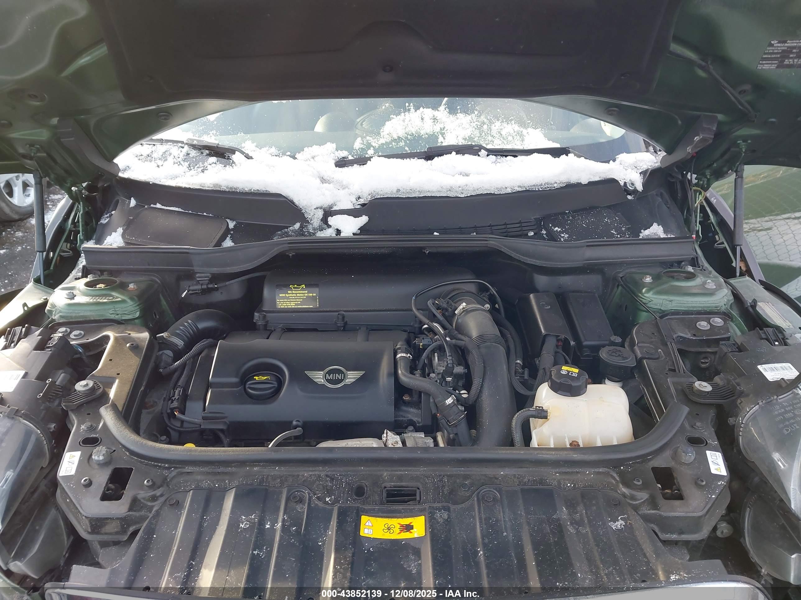MINI COUNTRYMAN image 10