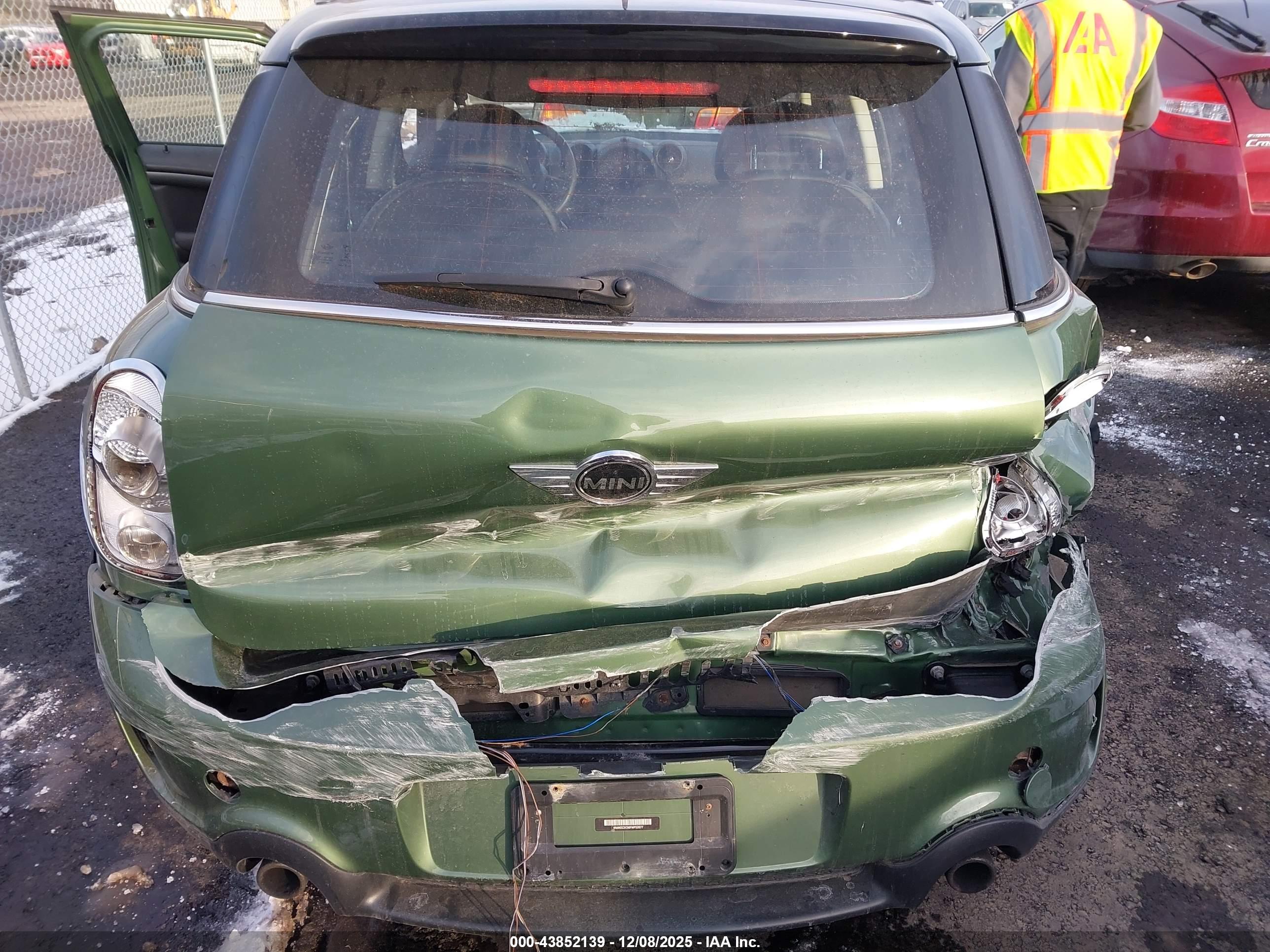 MINI COUNTRYMAN image 6
