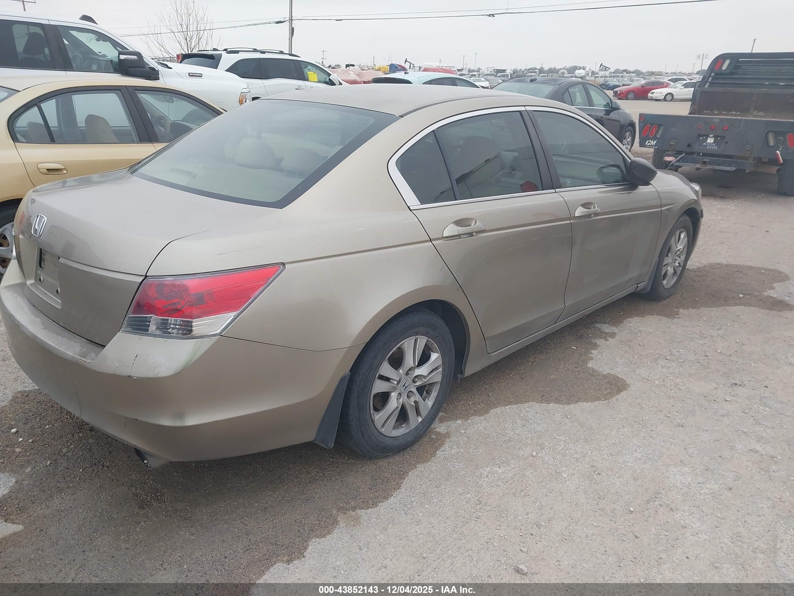 HONDA ACCORD image 4