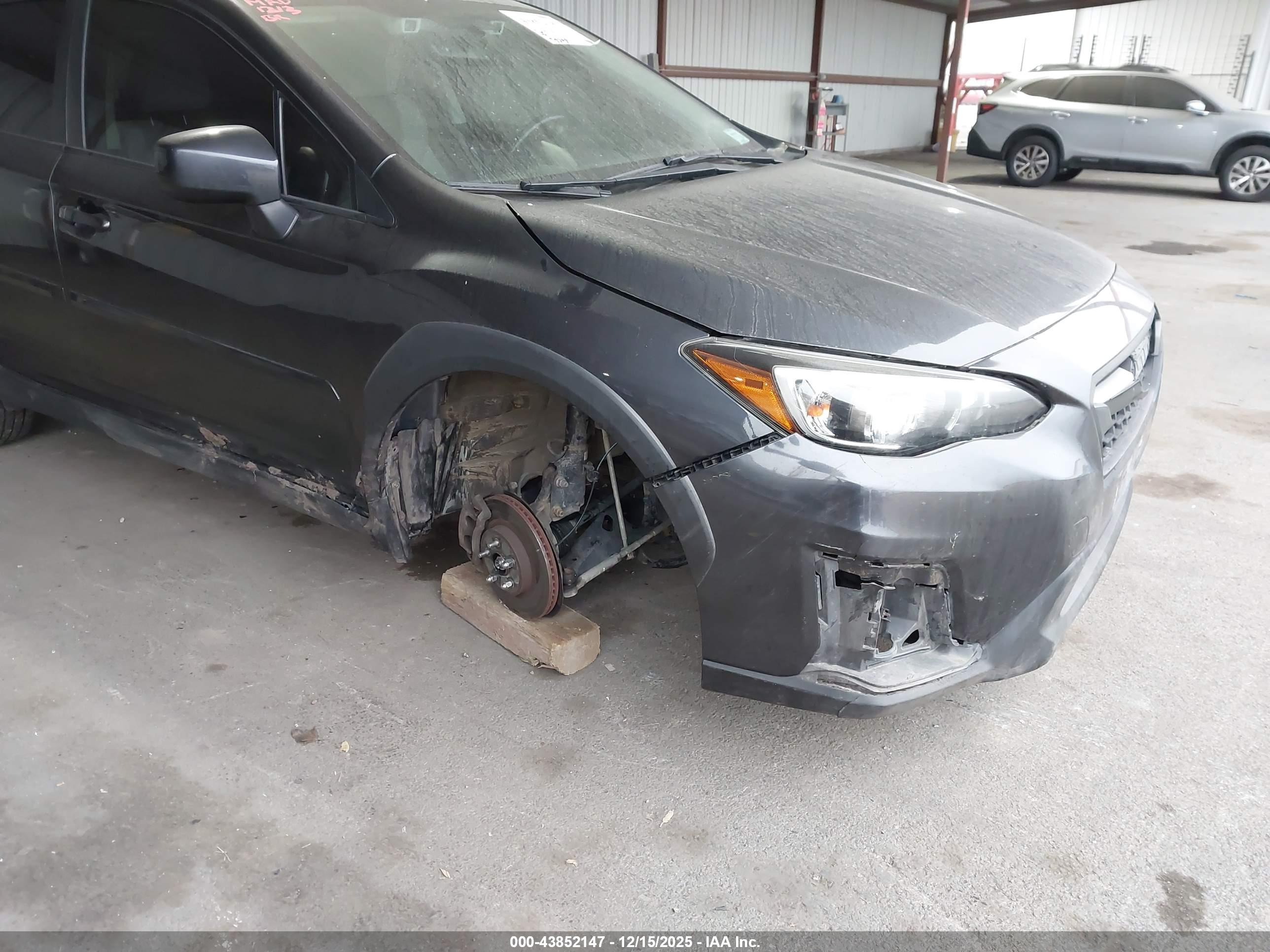 SUBARU CROSSTREK image 6