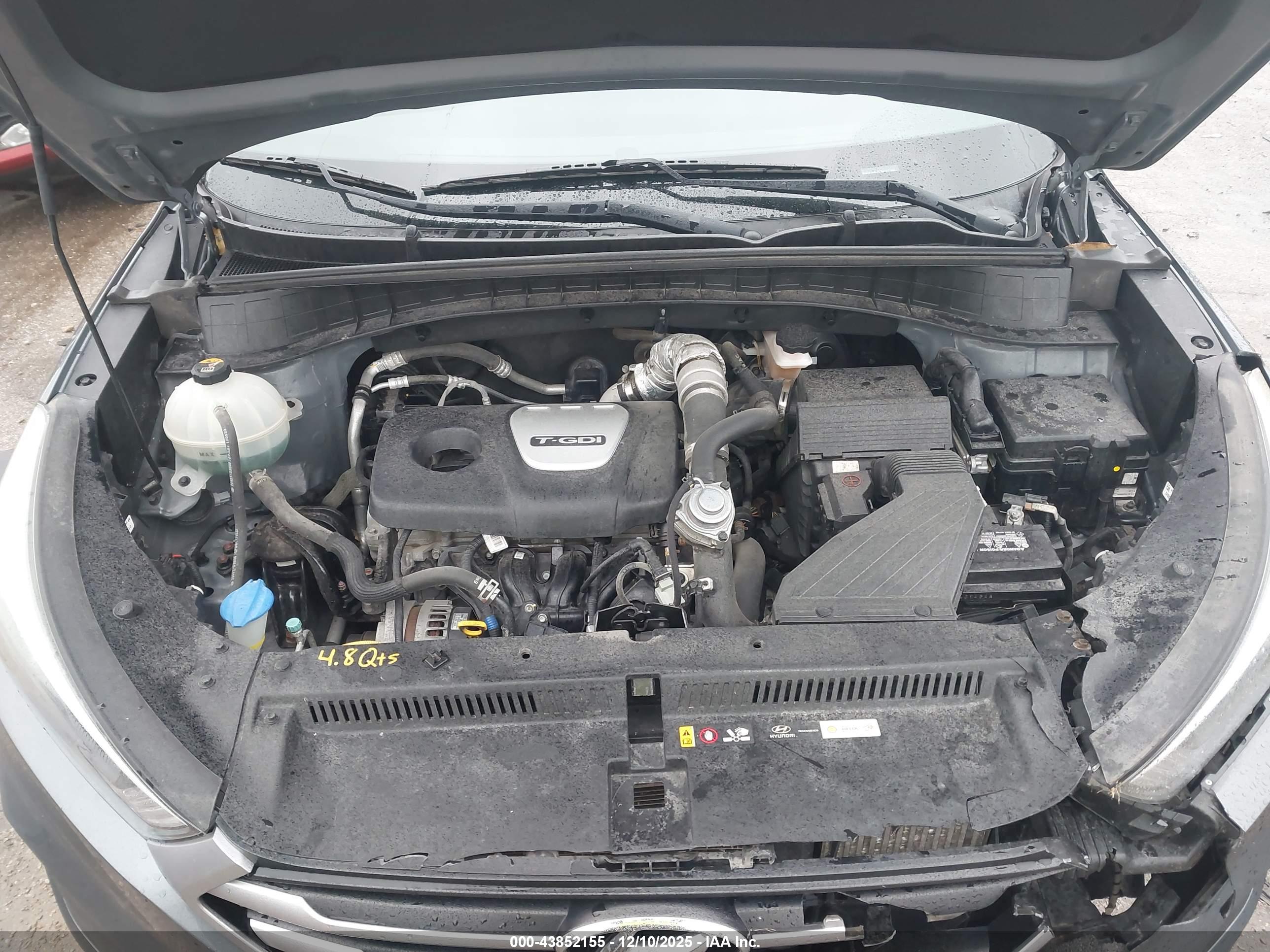HYUNDAI TUCSON image 10