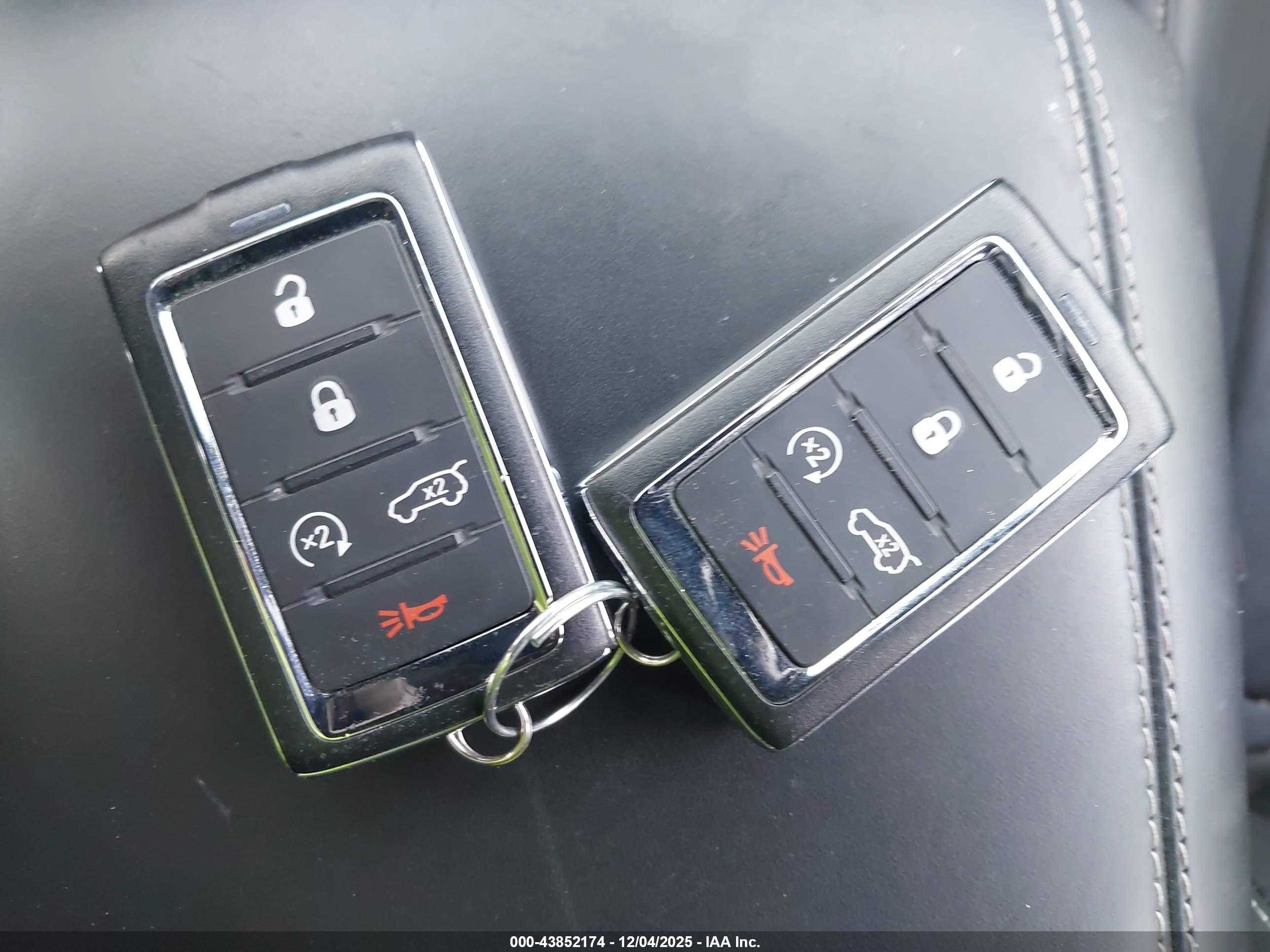 JEEP GRAND image 11