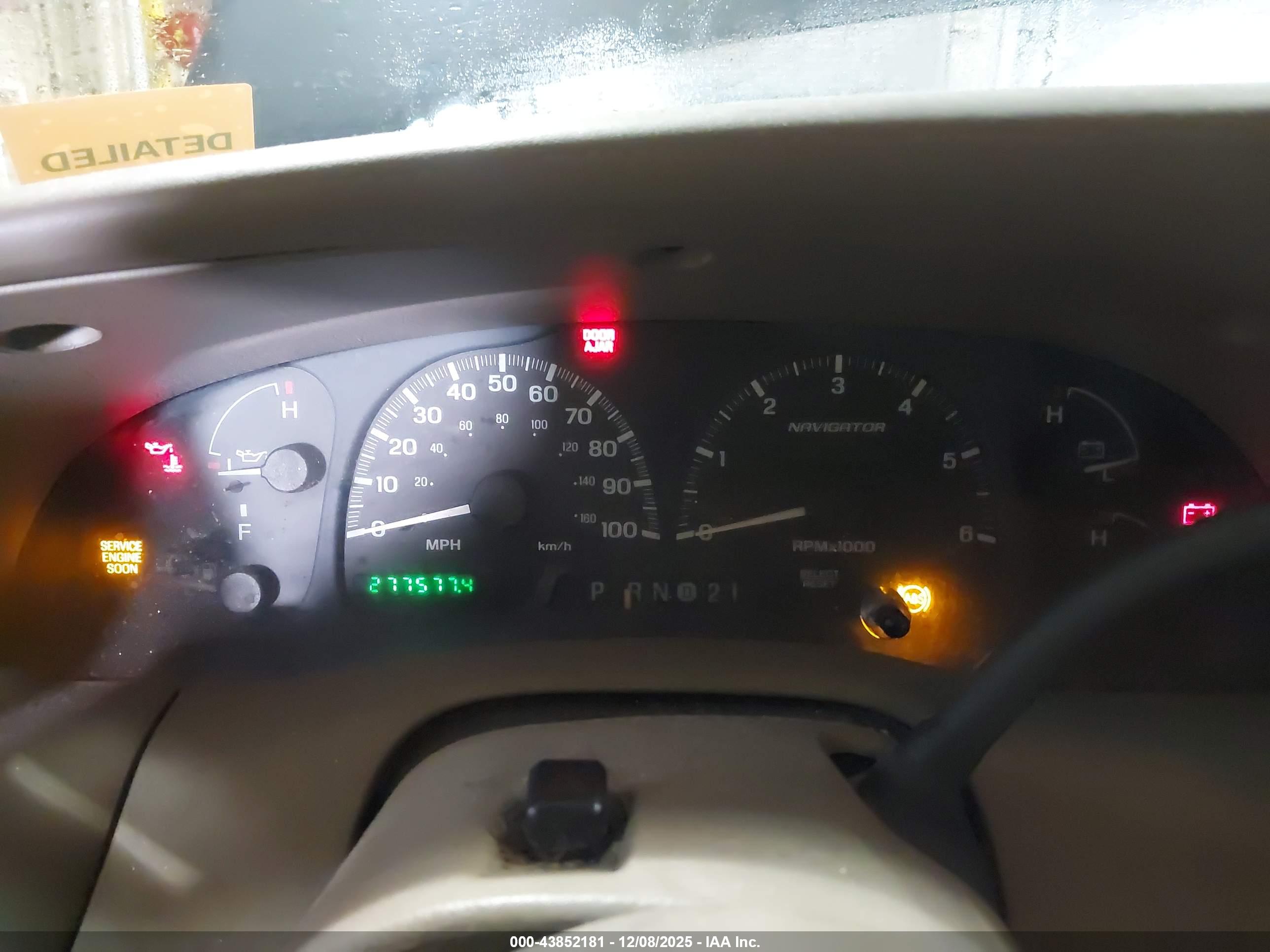 LINCOLN NAVIGATOR image 7