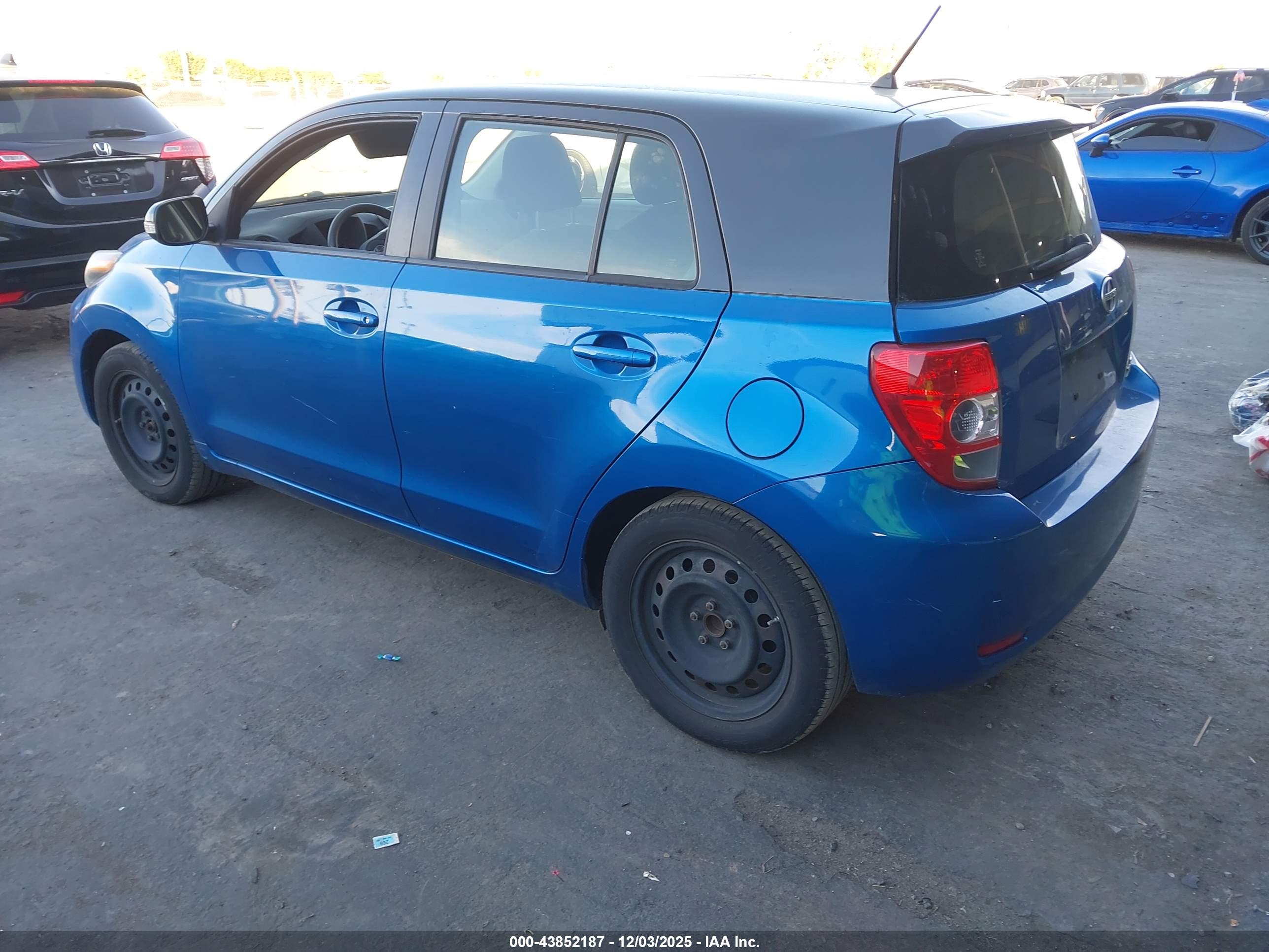 SCION XD image 3