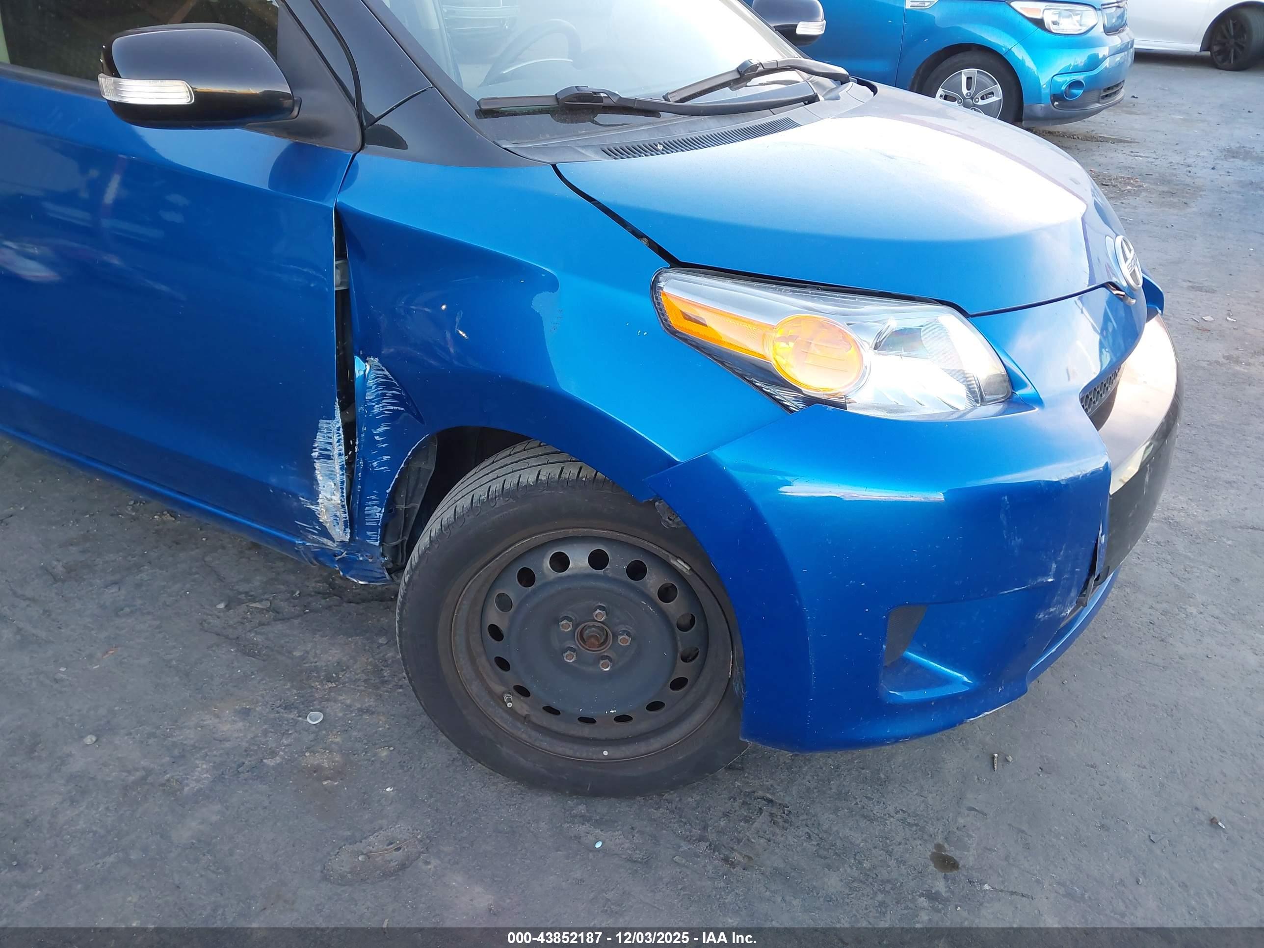 SCION XD image 6