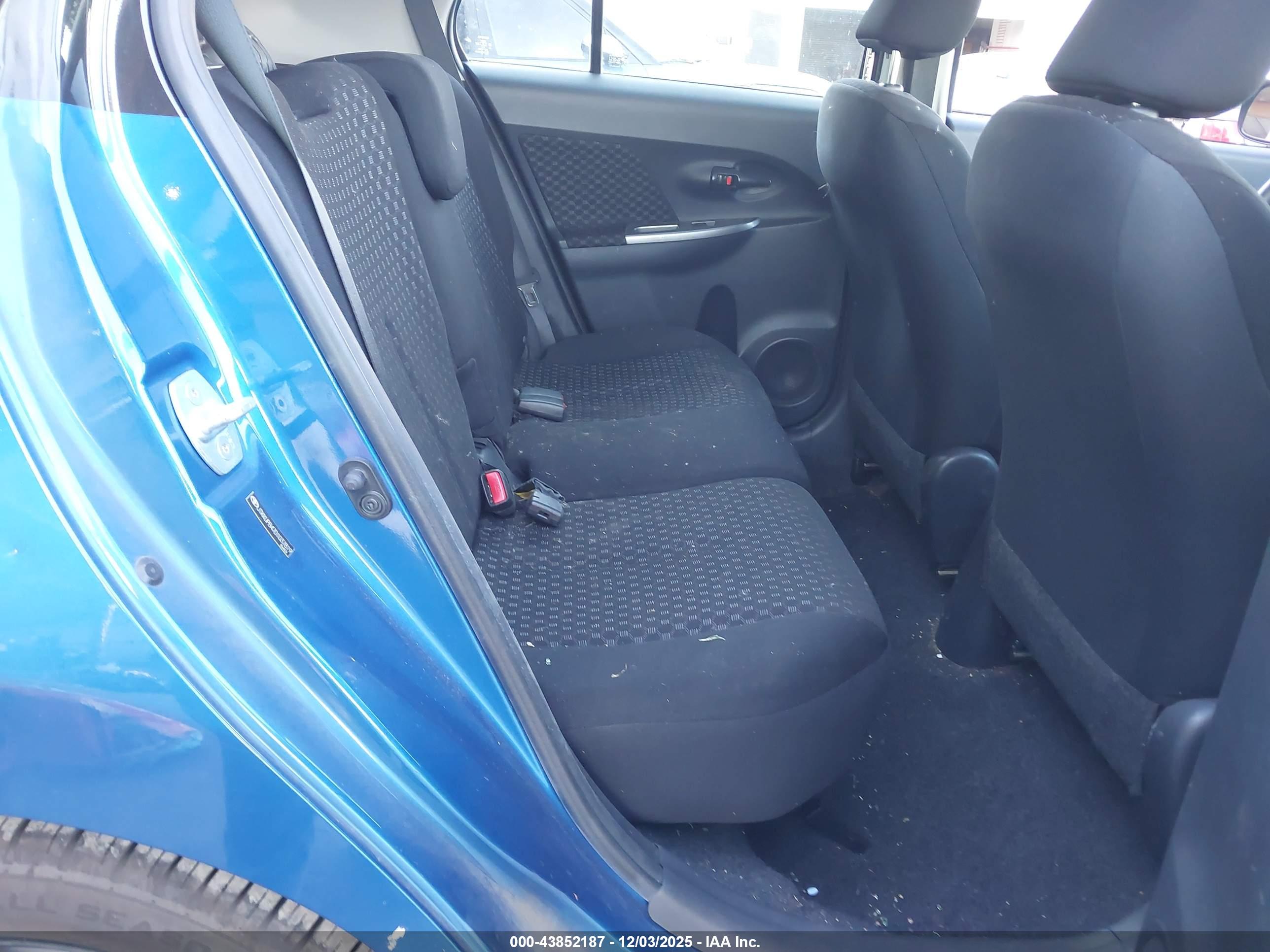SCION XD image 8