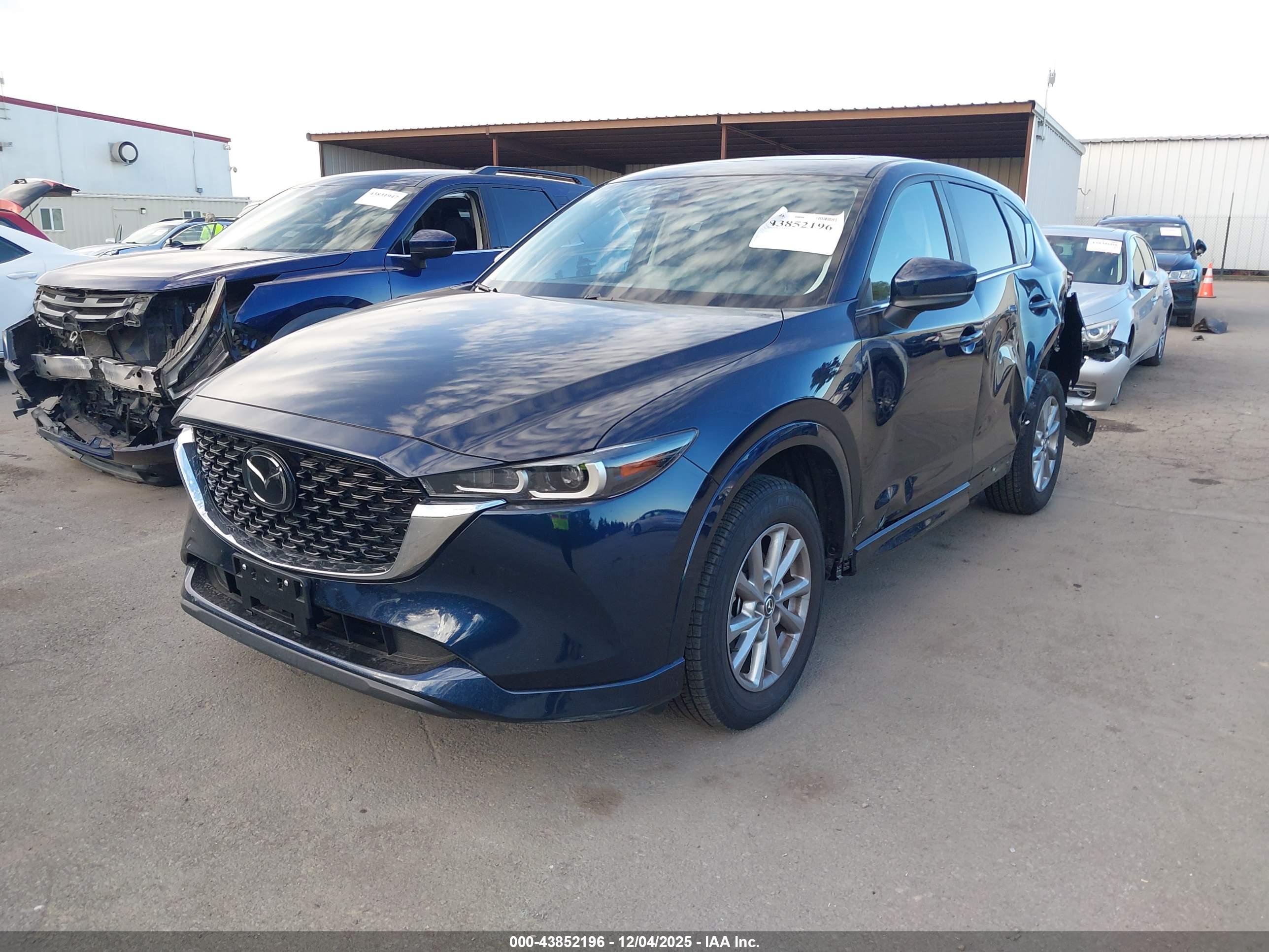 MAZDA CX-5 image 2