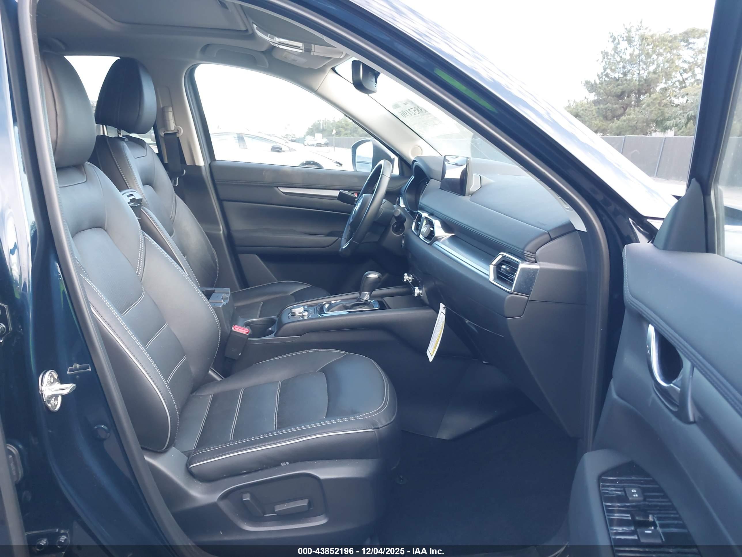 MAZDA CX-5 image 5