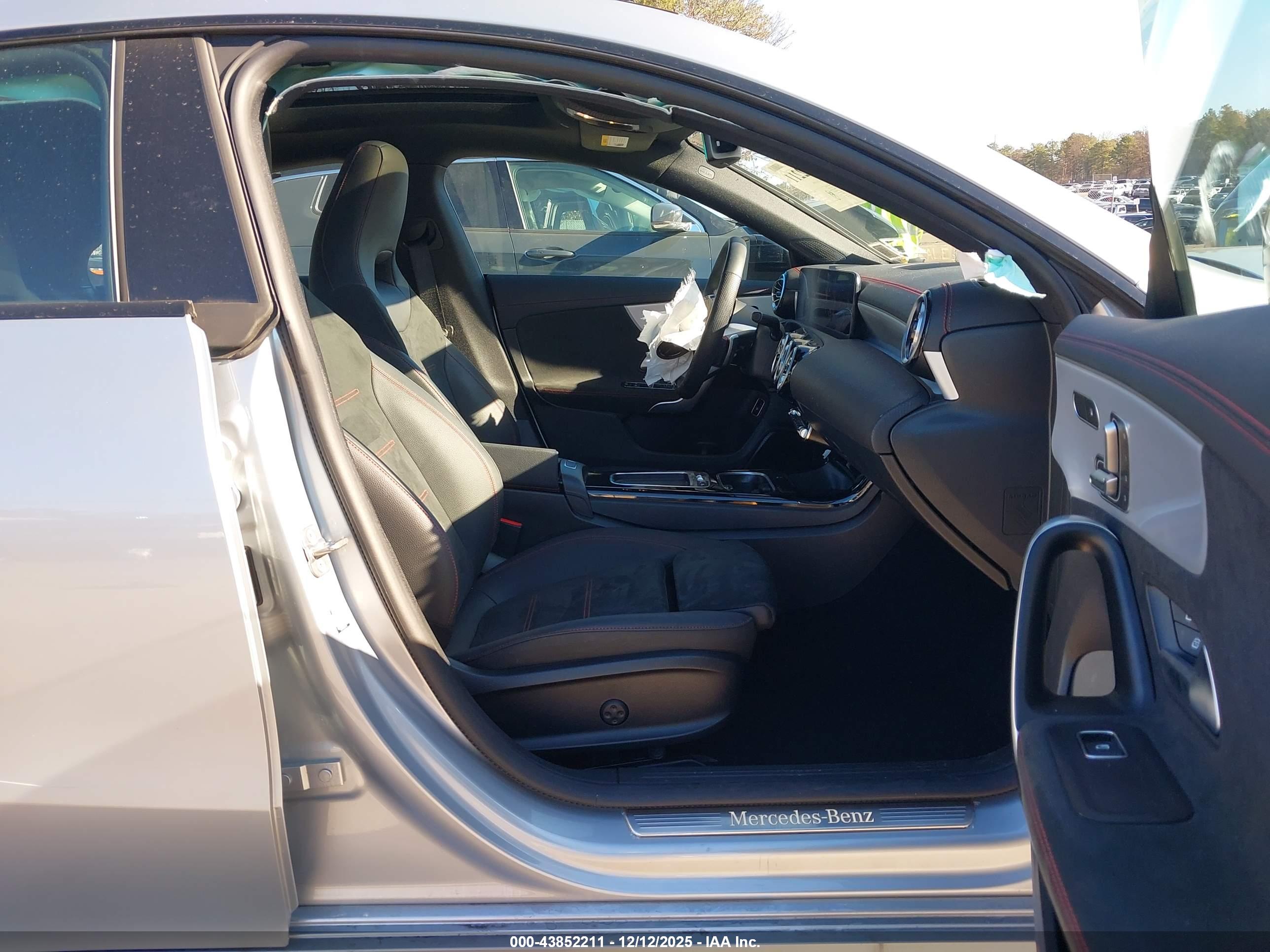 MERCEDES-BENZ CLA image 5