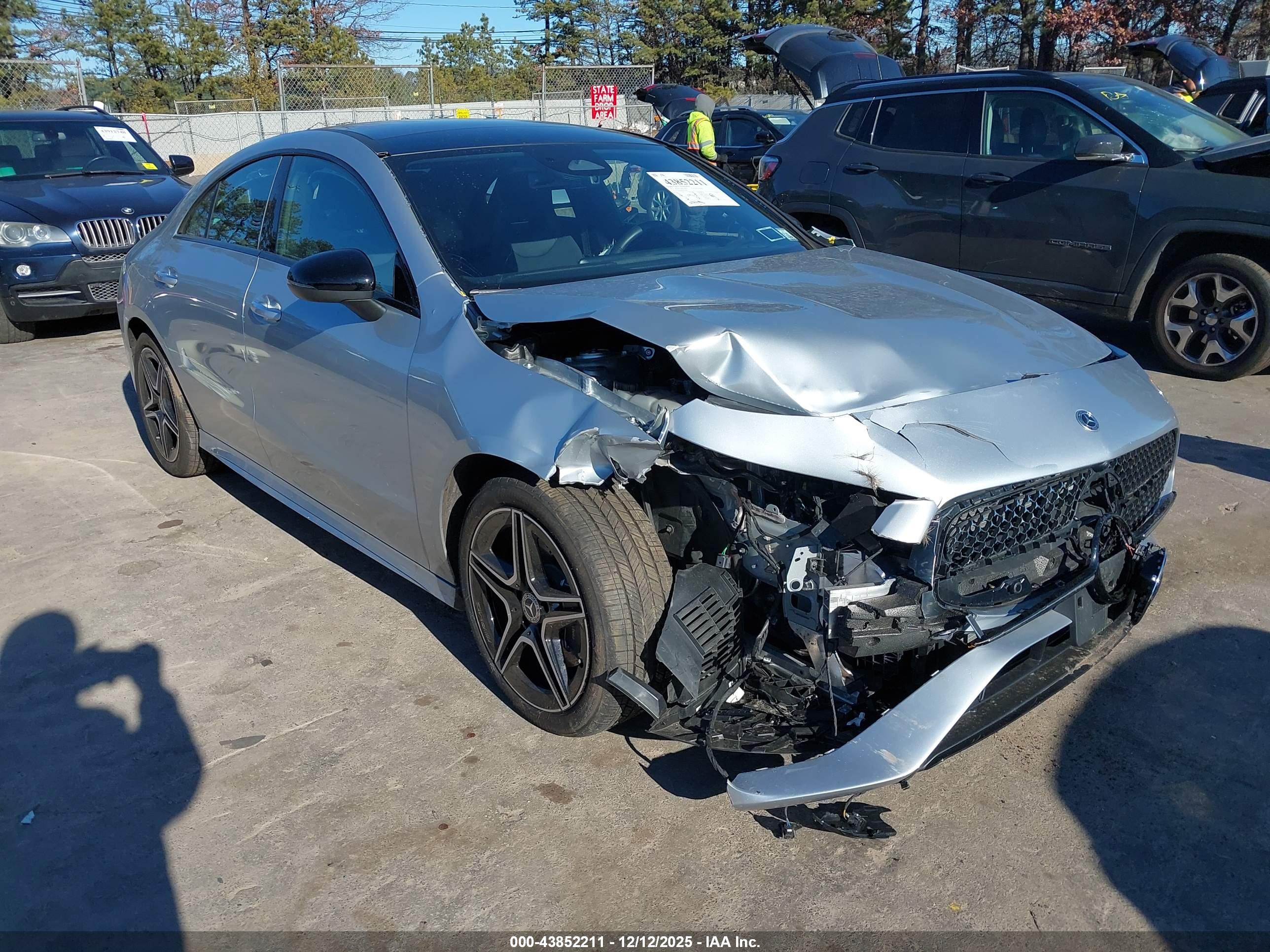 MERCEDES-BENZ CLA image 6