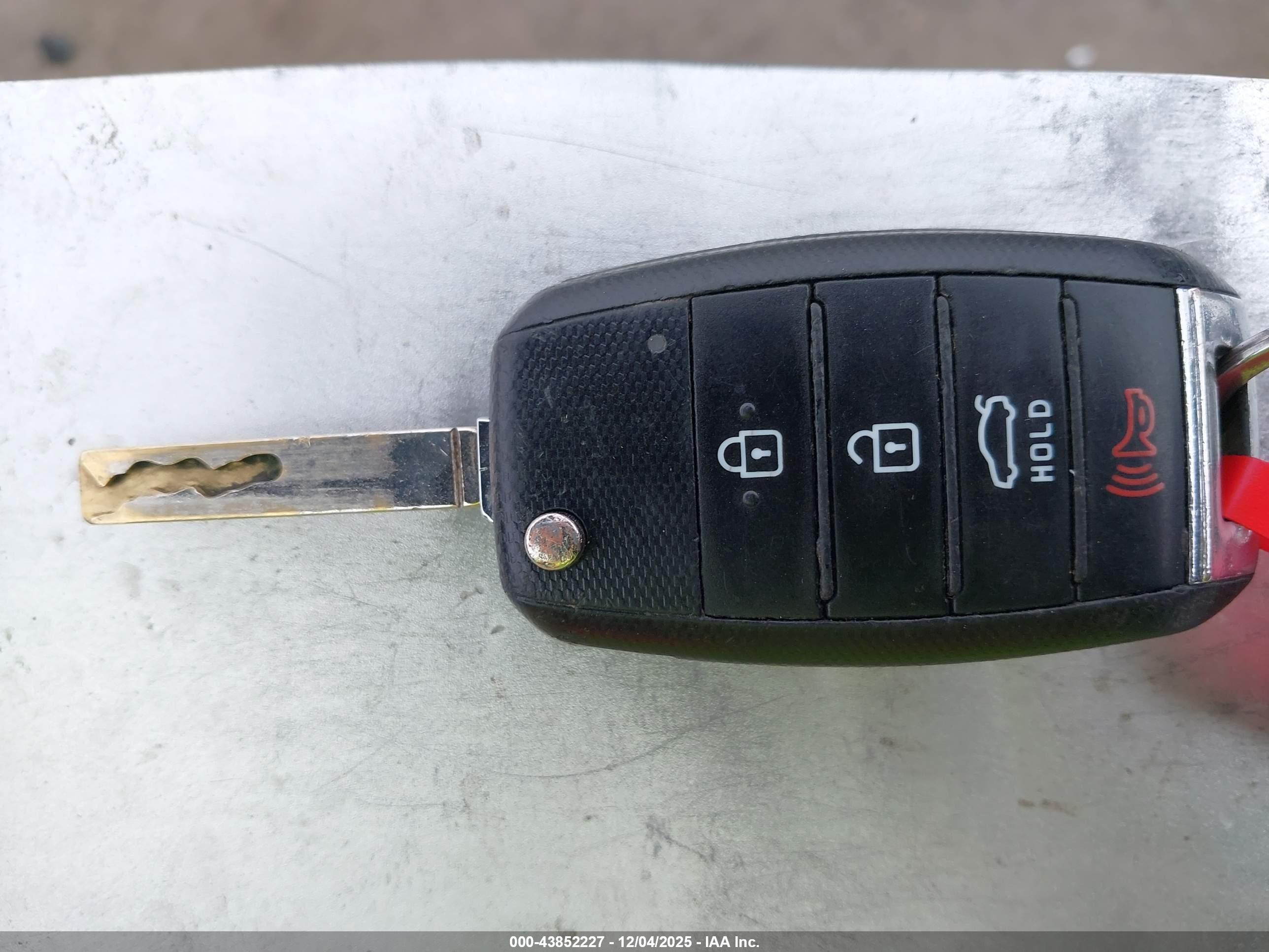 KIA OPTIMA image 11