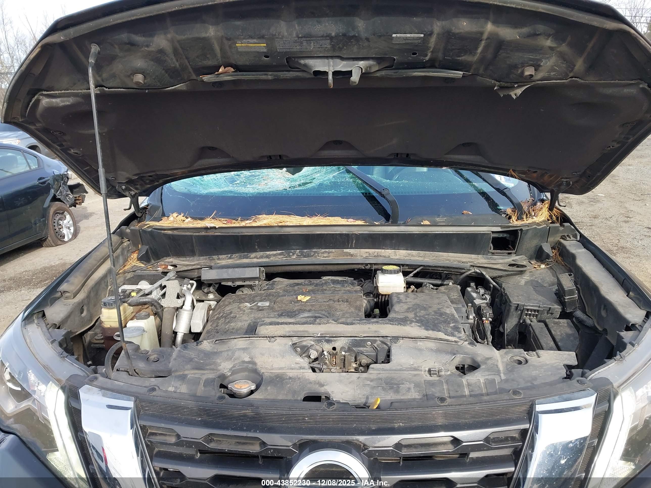 NISSAN PATHFINDER image 10