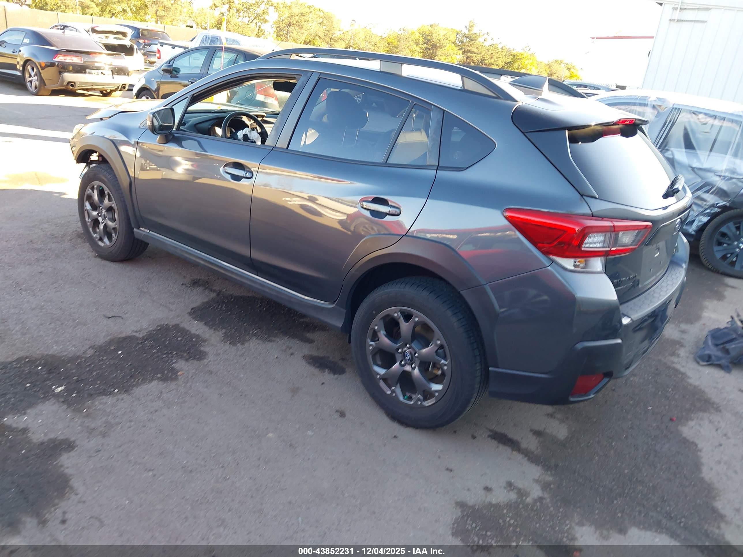 SUBARU CROSSTREK image 3