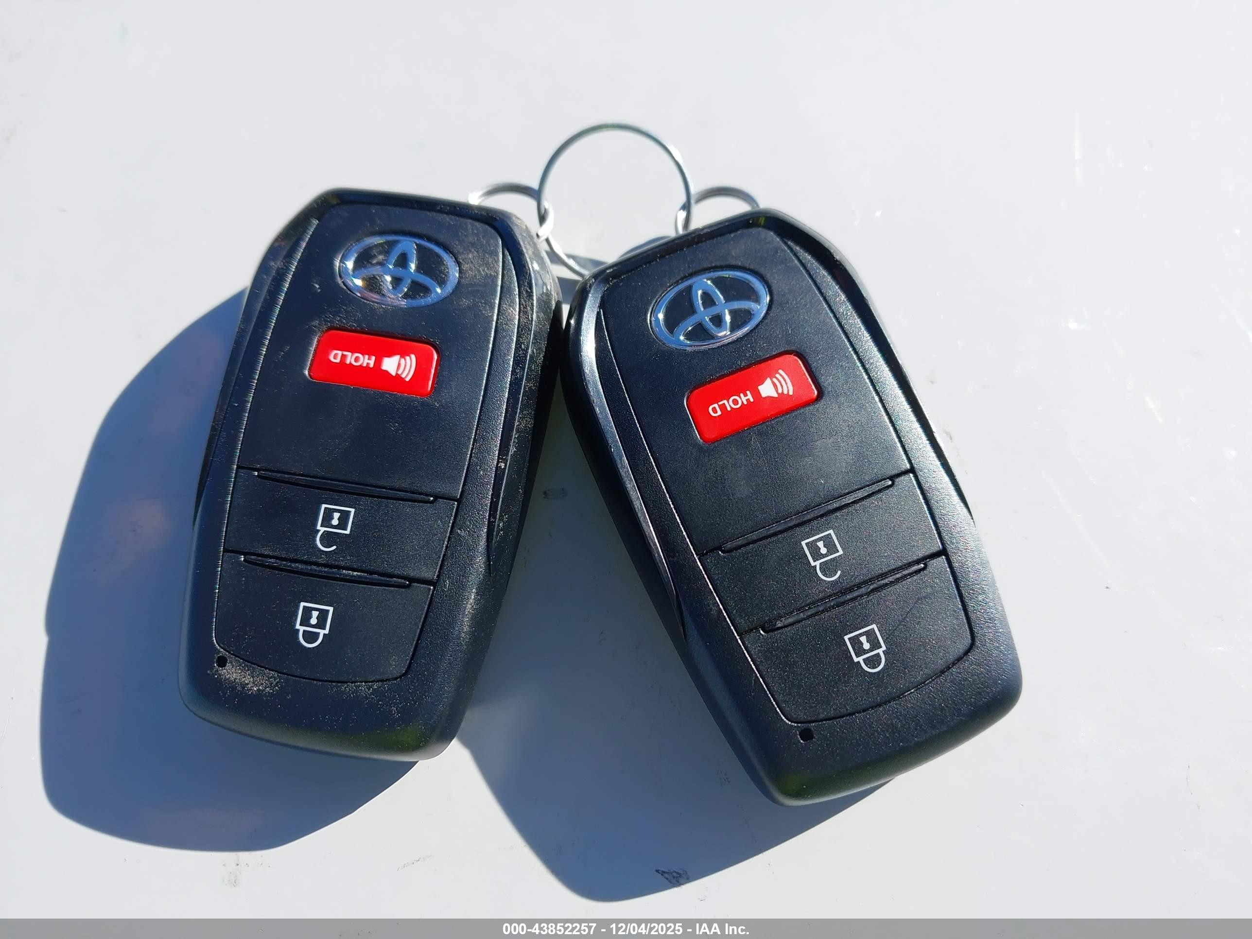 TOYOTA TACOMA image 11