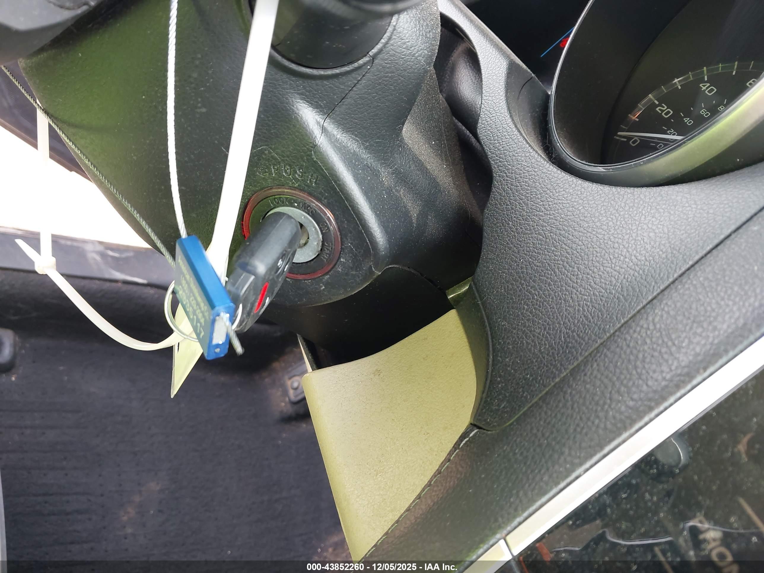SUBARU OUTBACK image 11
