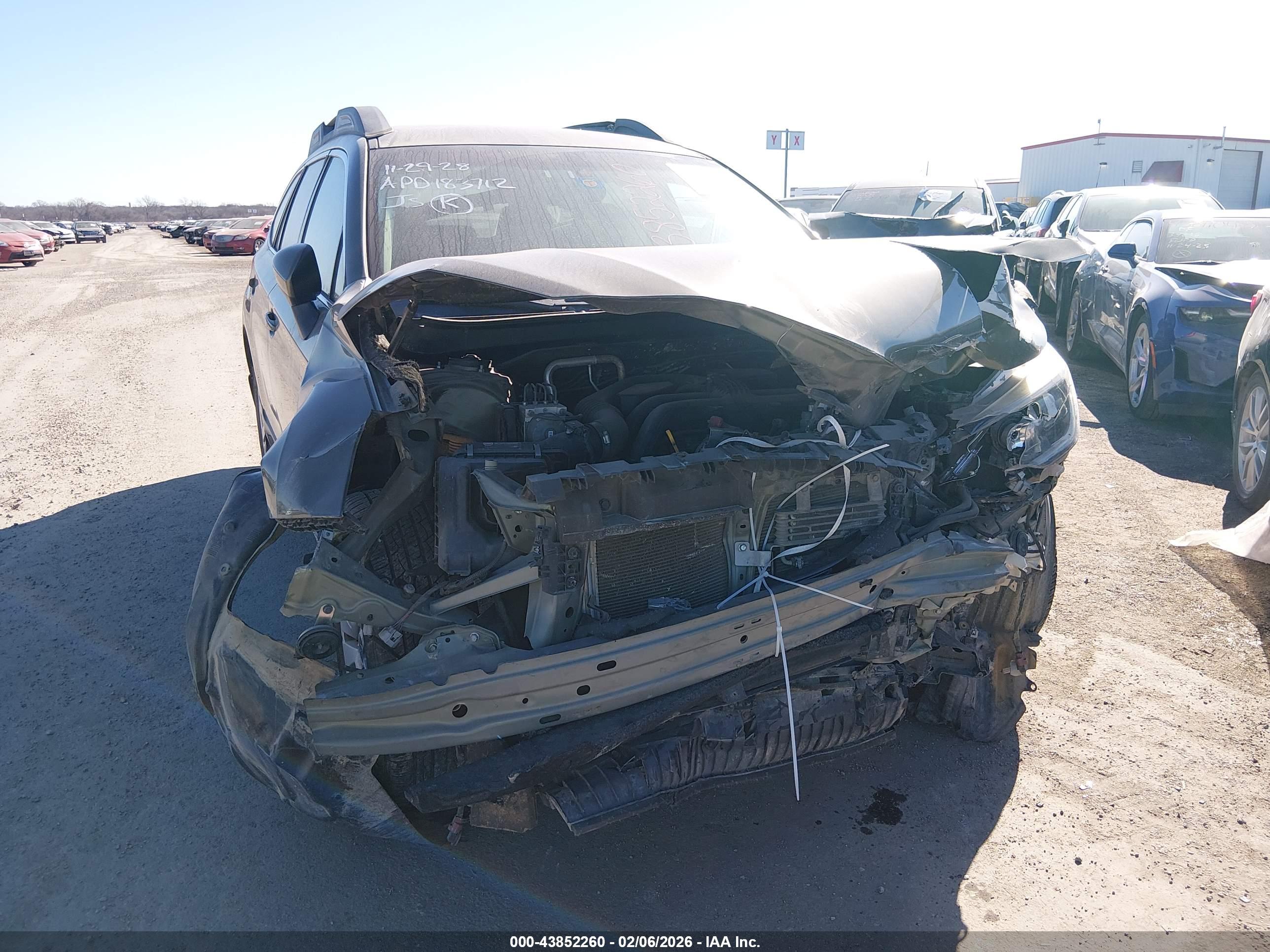 SUBARU OUTBACK image 6