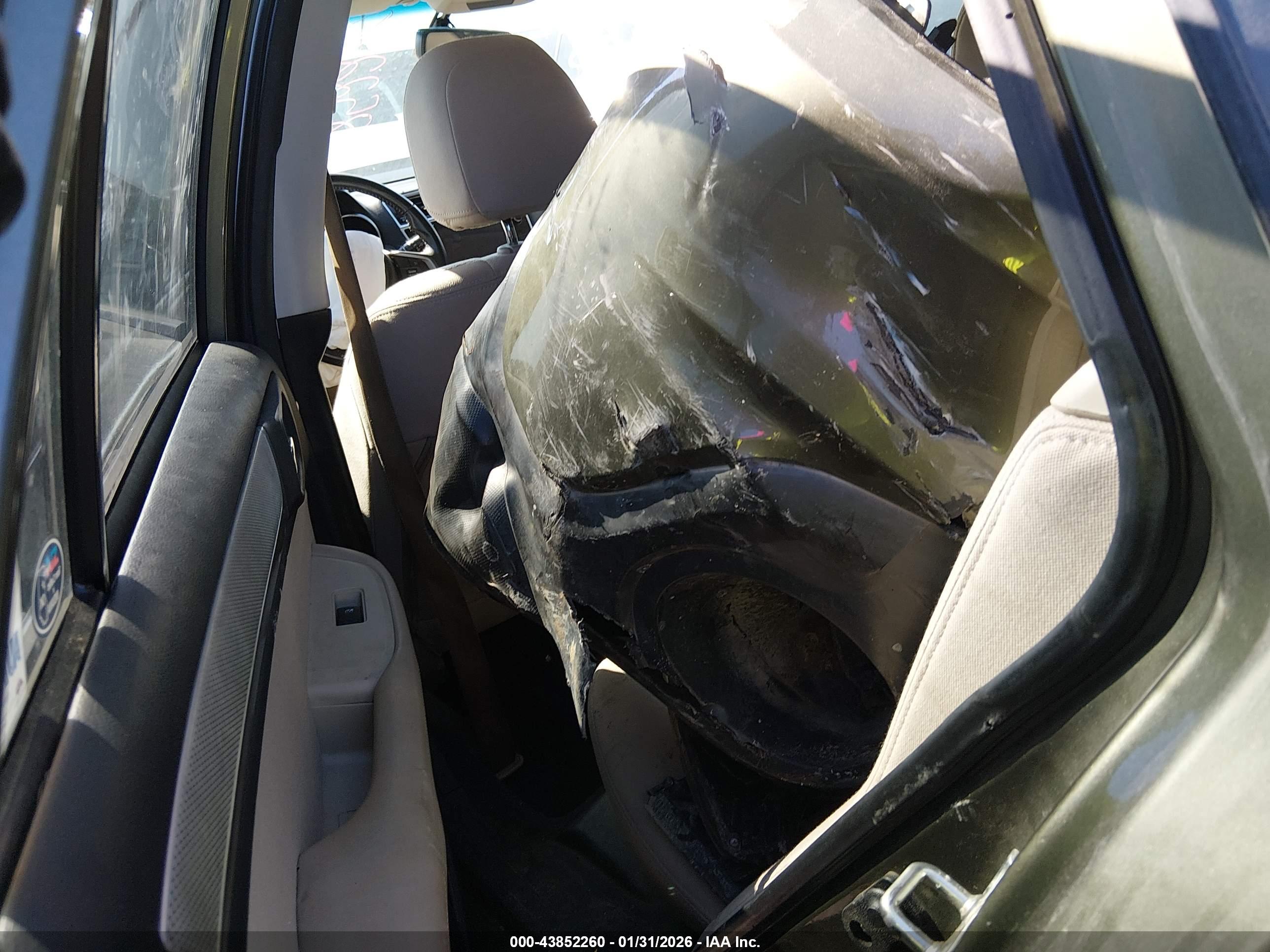 SUBARU OUTBACK image 8