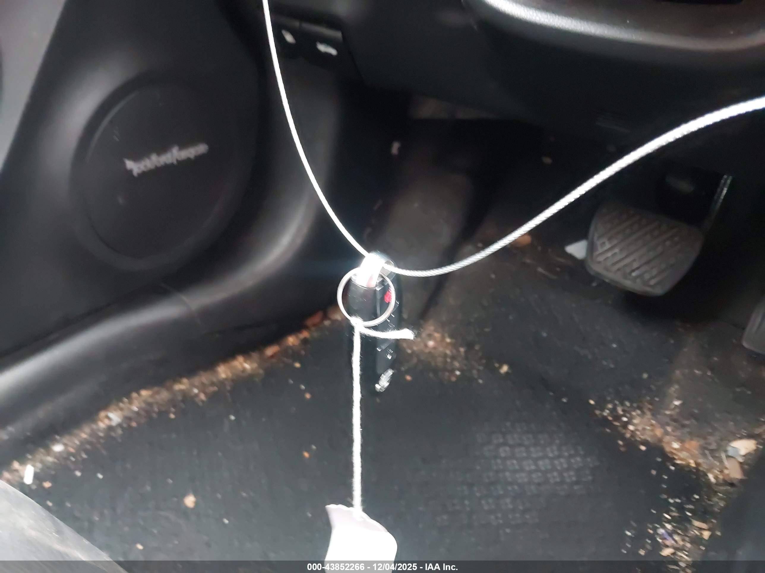 NISSAN JUKE image 11