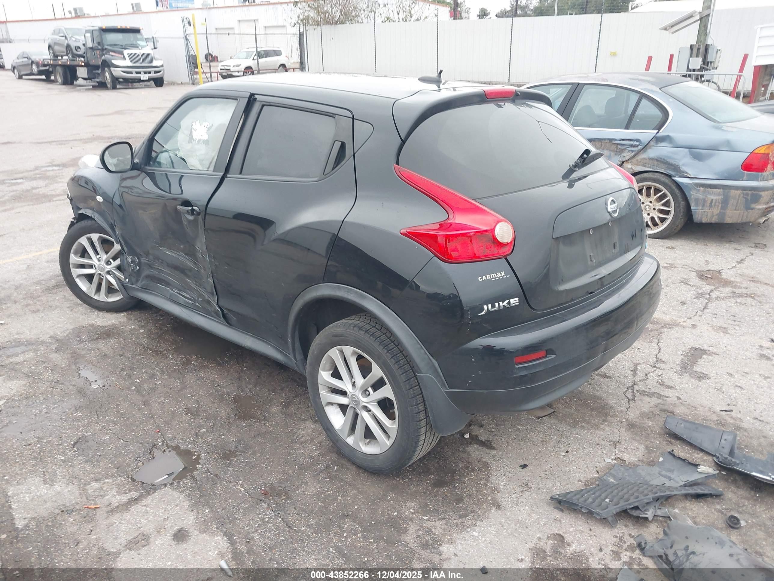 NISSAN JUKE image 3