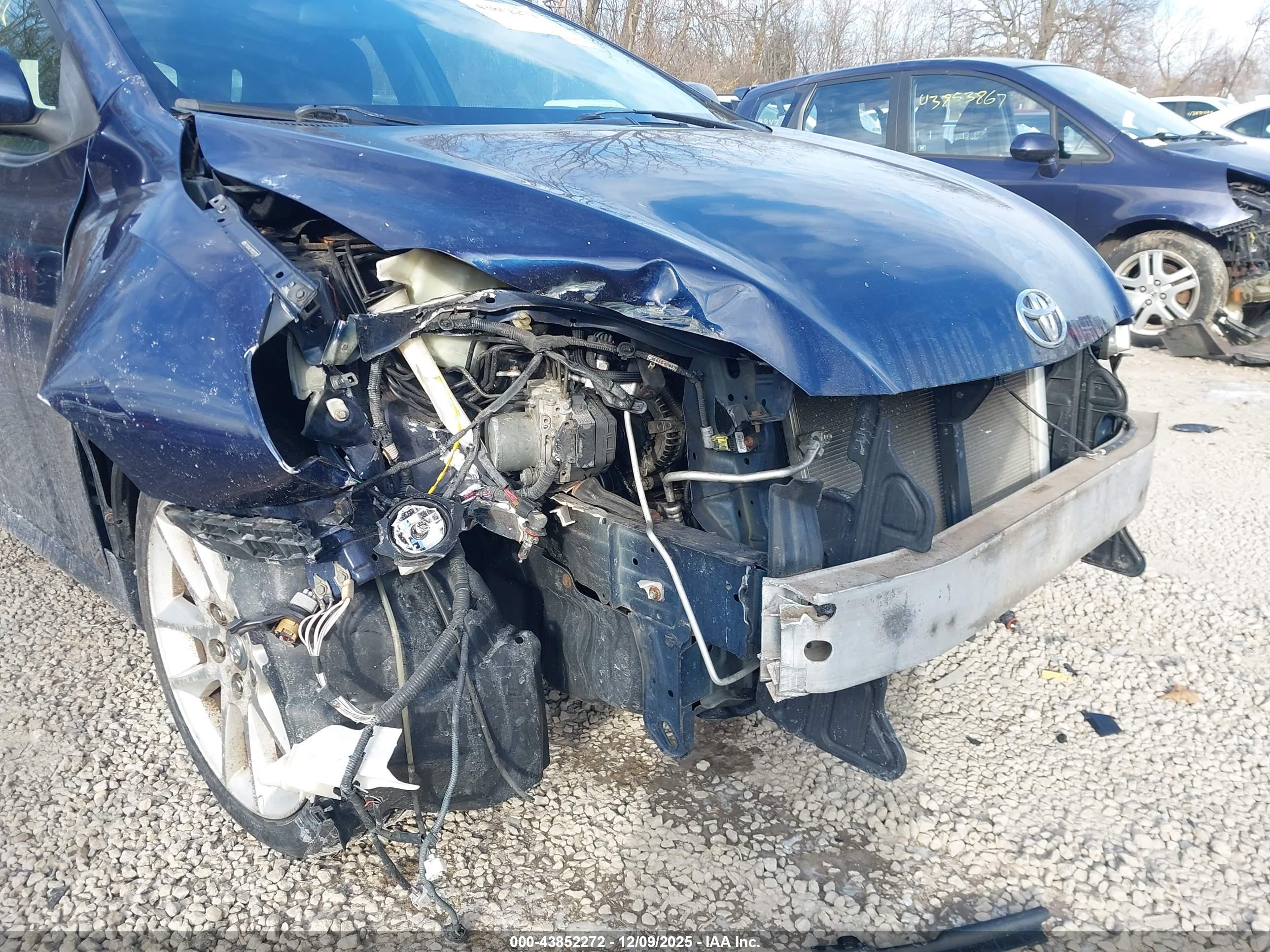 TOYOTA MATRIX image 6