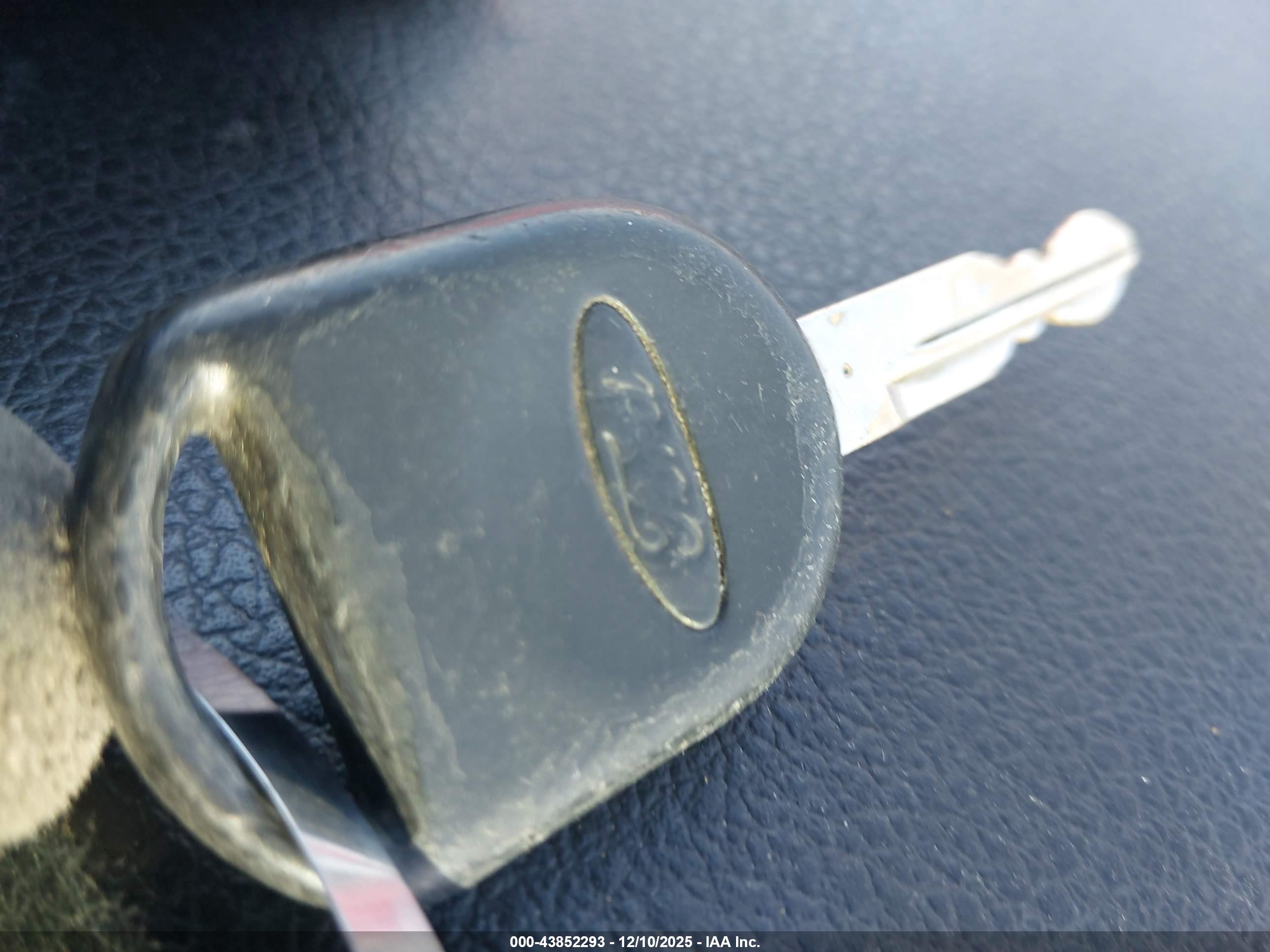 FORD F-150 image 11