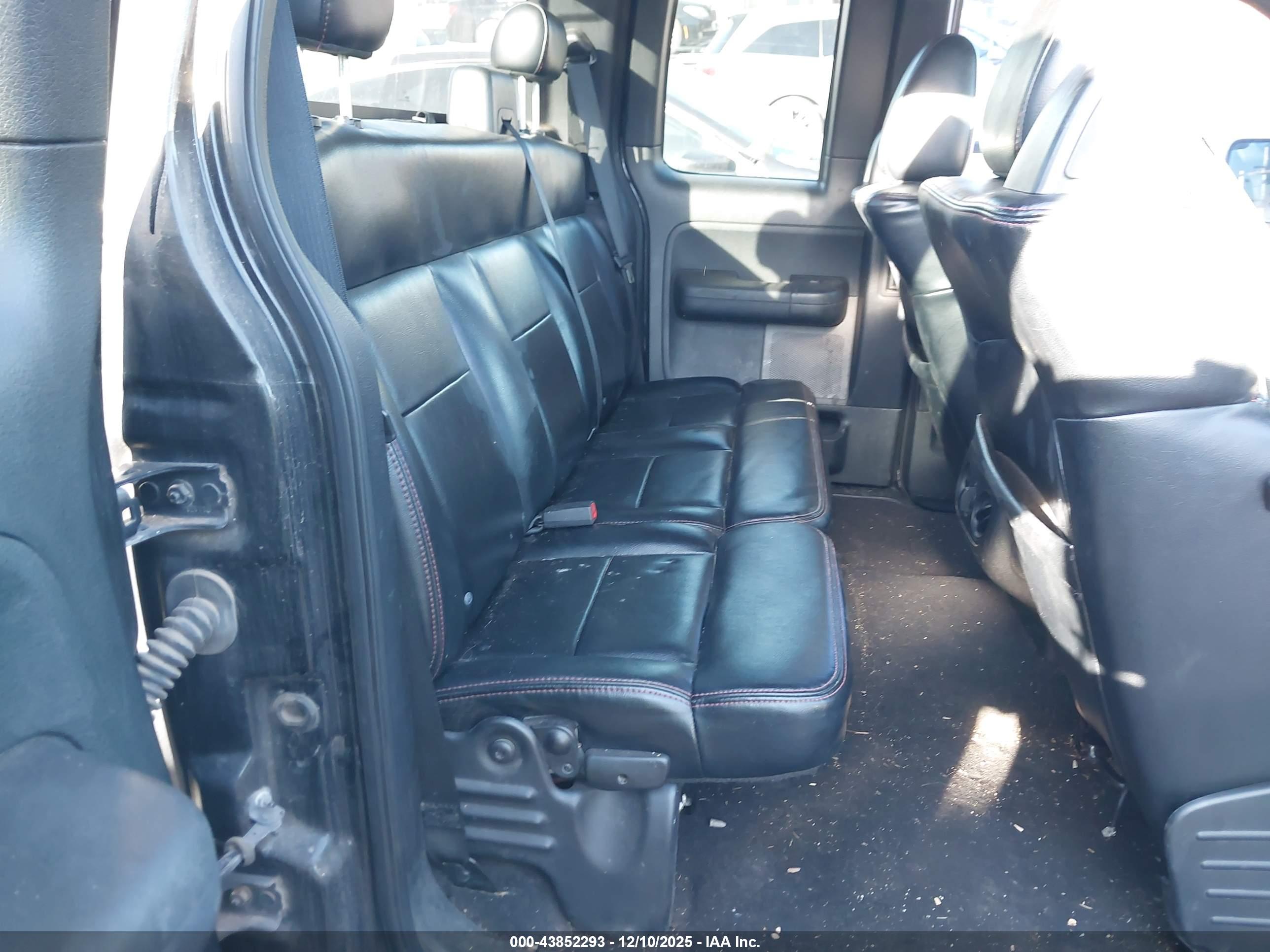 FORD F-150 image 8
