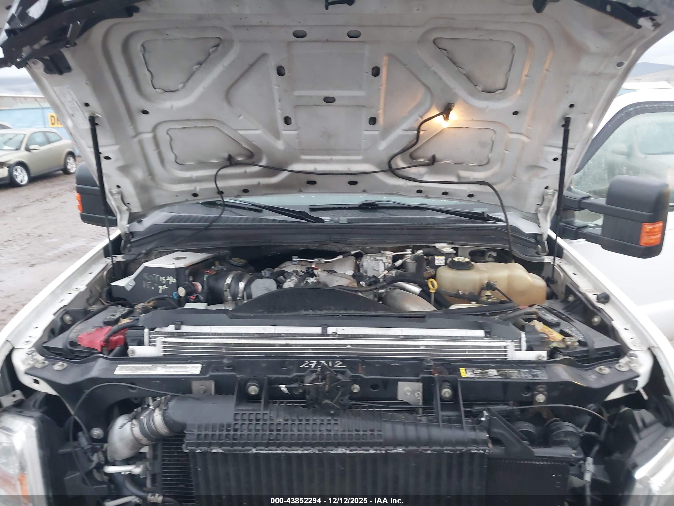 FORD F-250 image 10