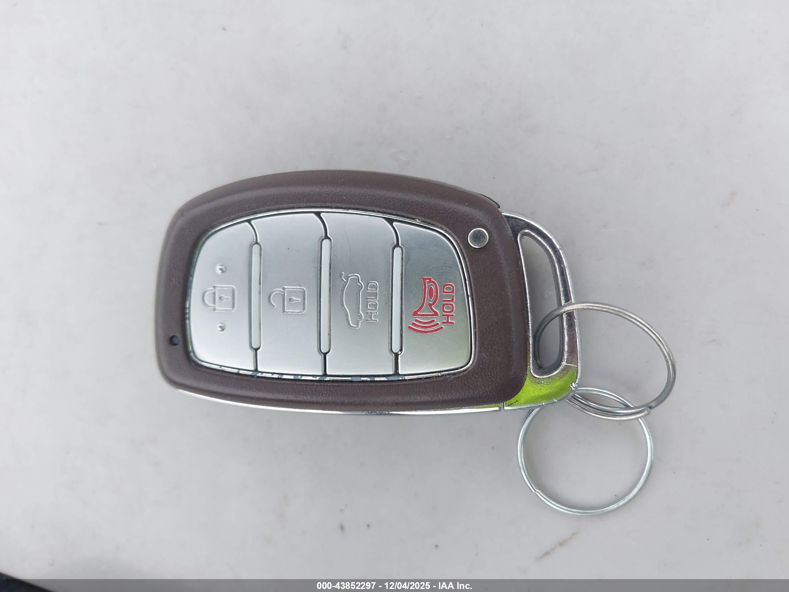 HYUNDAI SONATA image 11