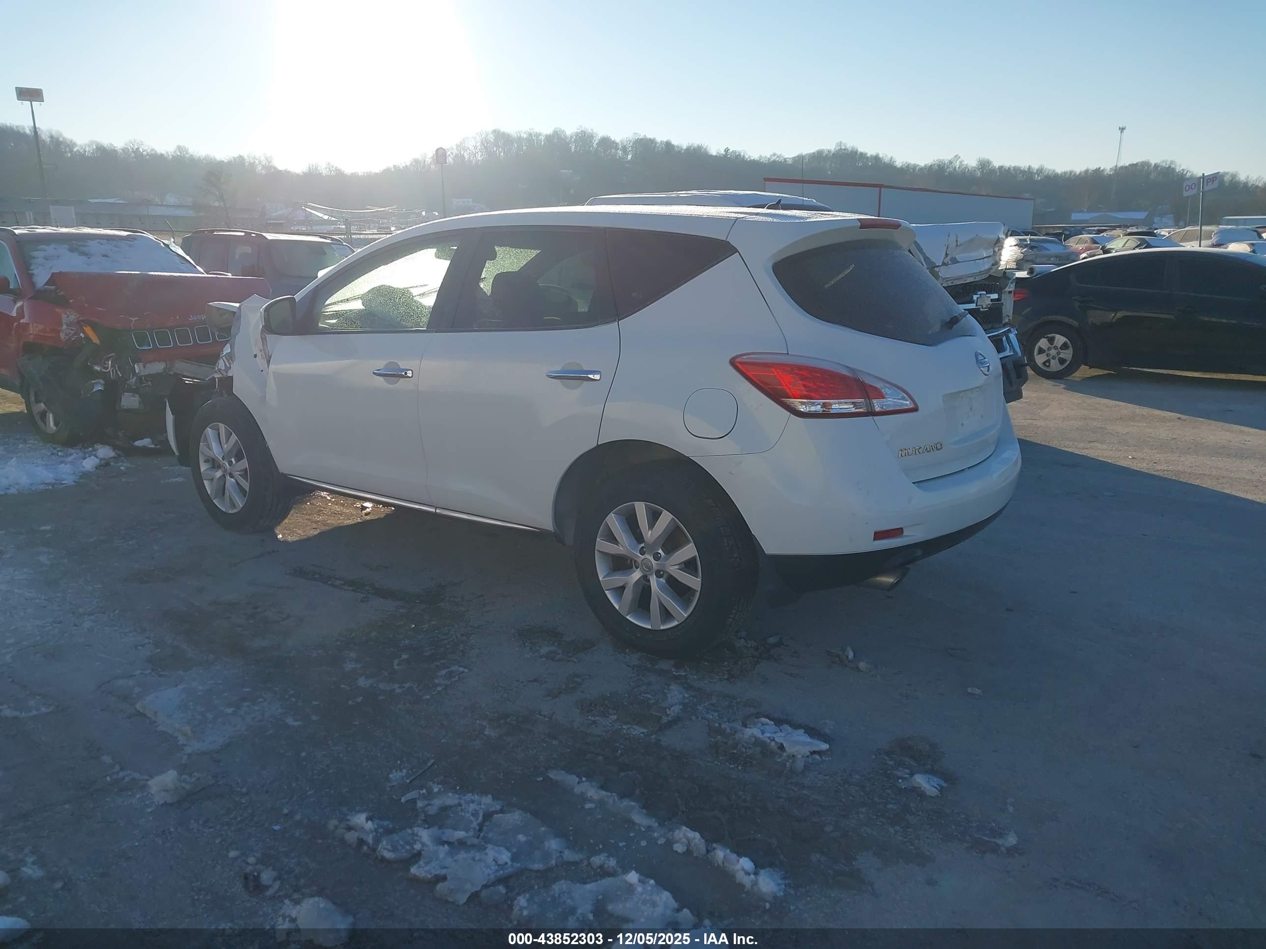 NISSAN MURANO image 3