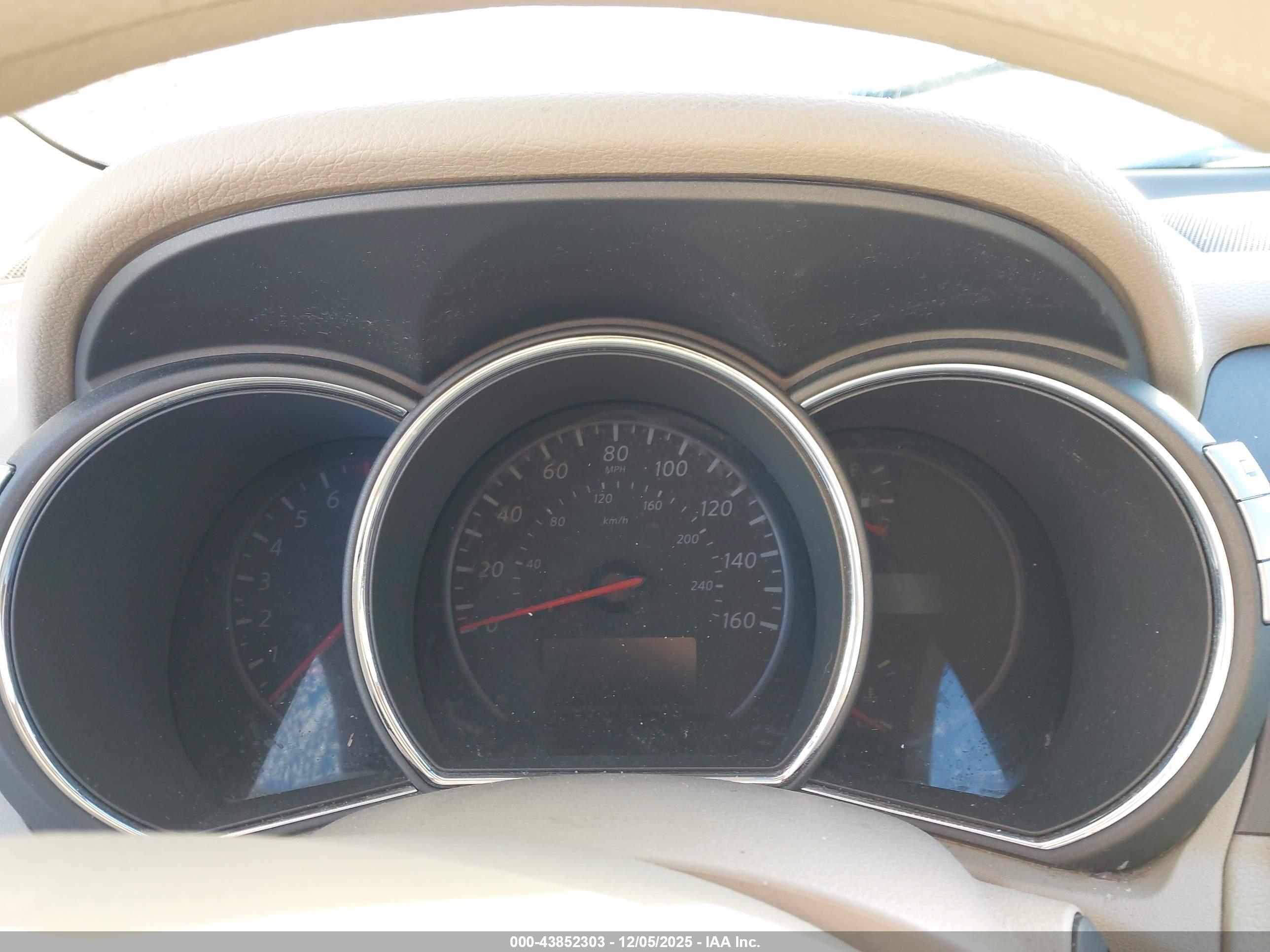 NISSAN MURANO image 7