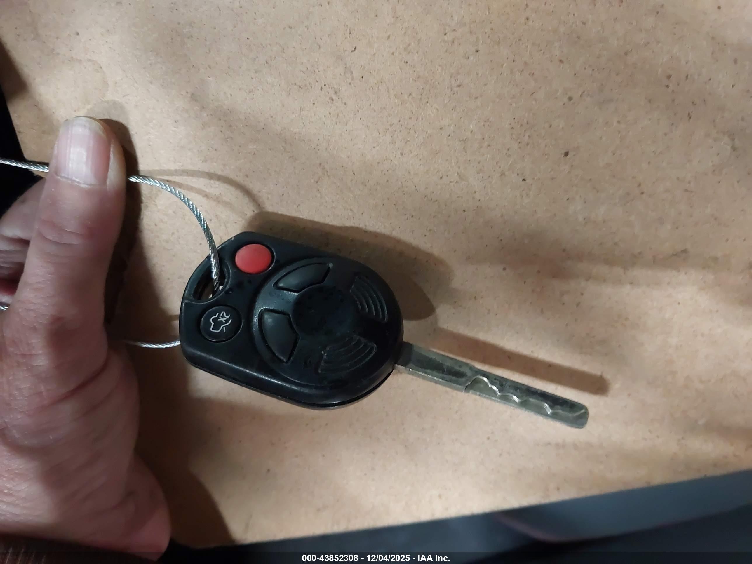 FORD FOCUS image 11