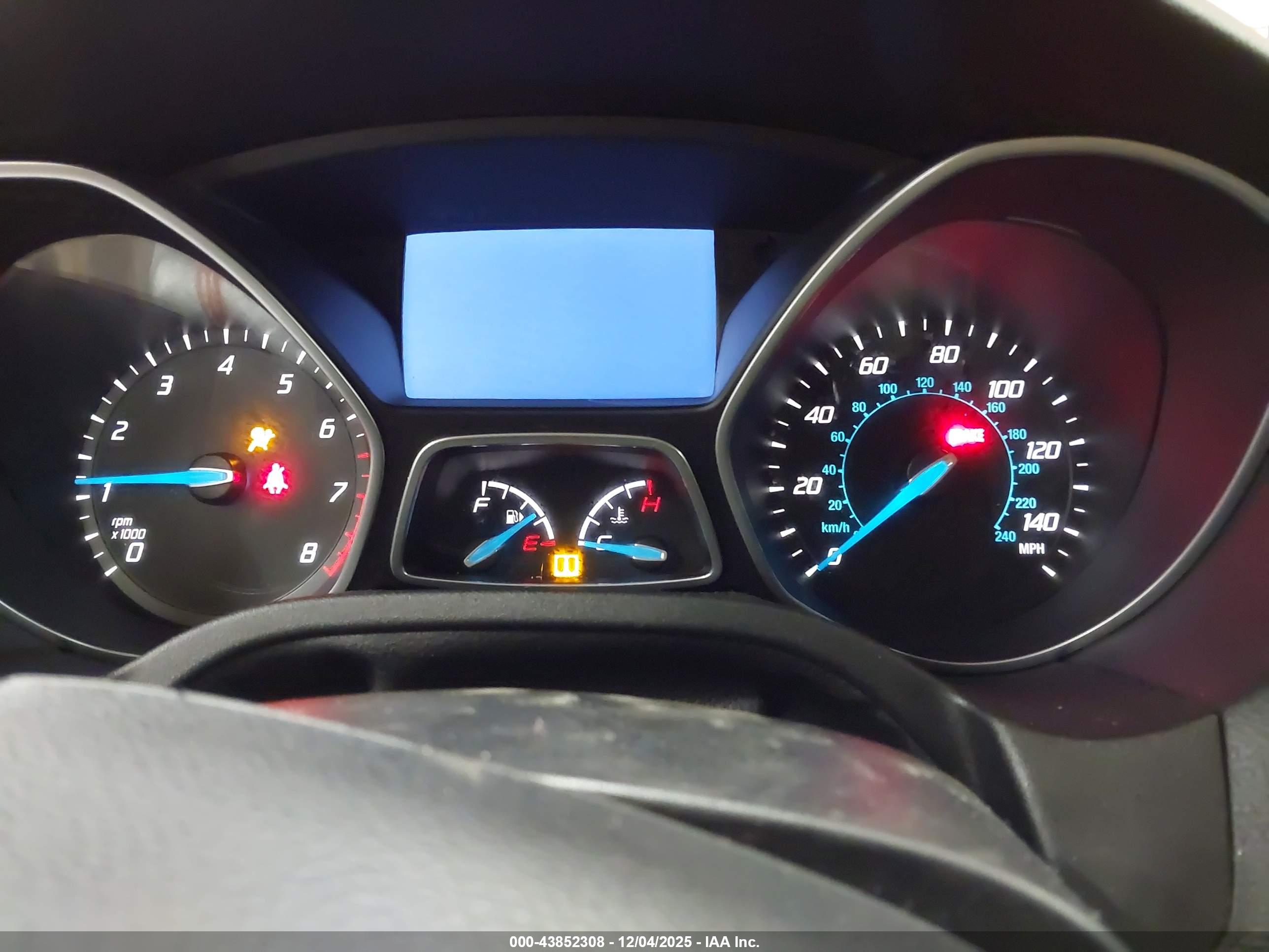 FORD FOCUS image 7
