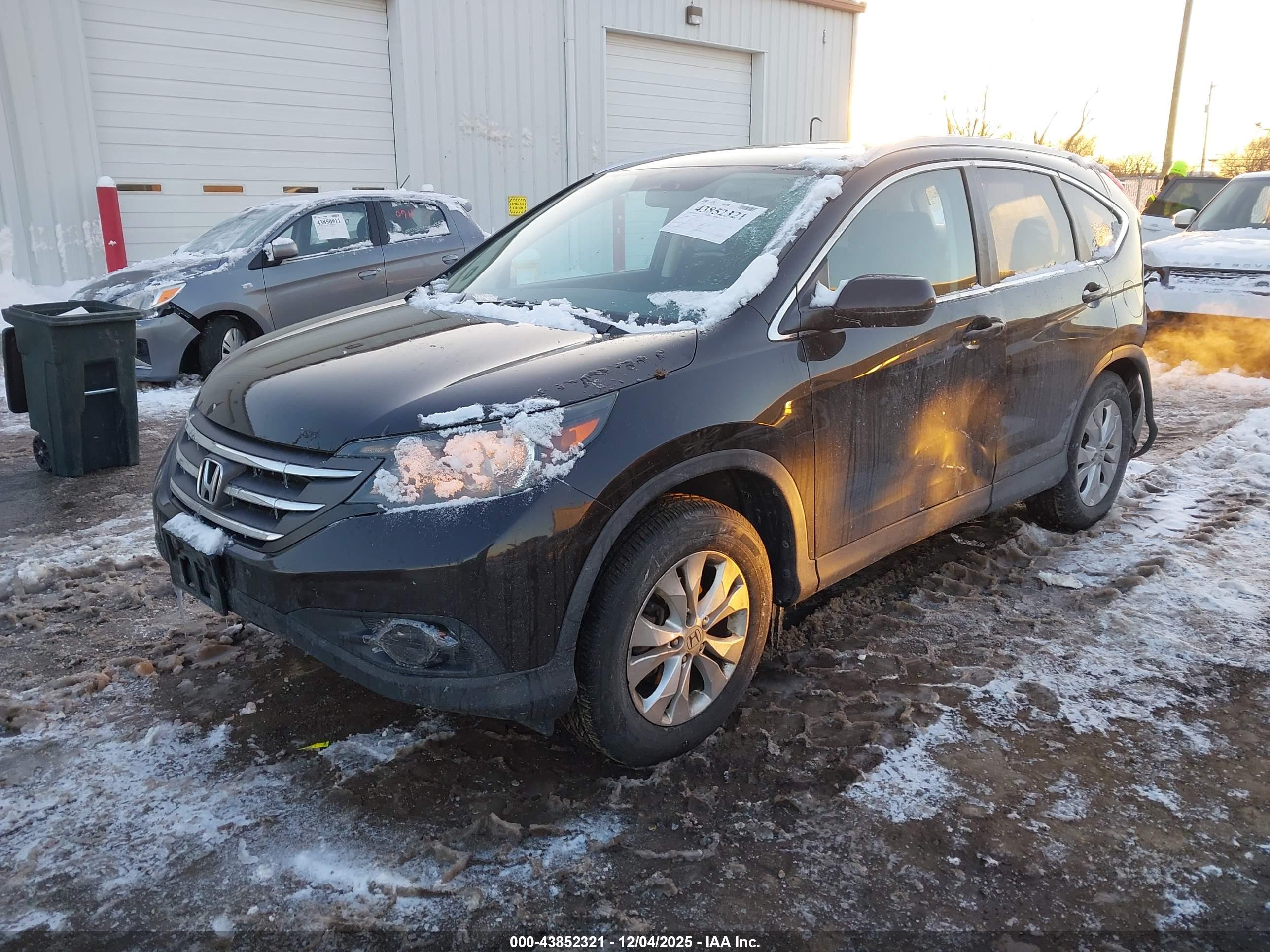 HONDA CR-V image 2