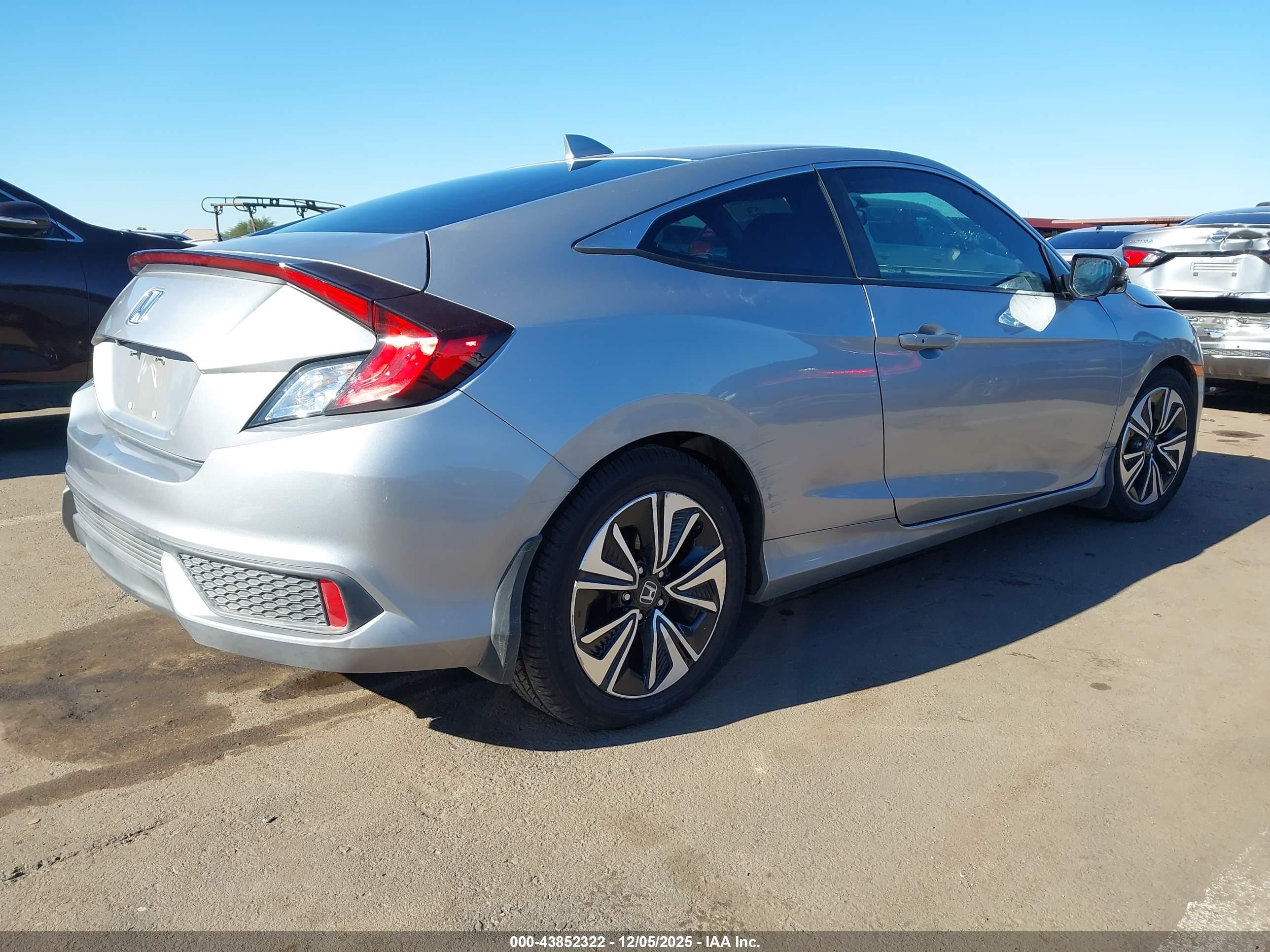 HONDA CIVIC image 4