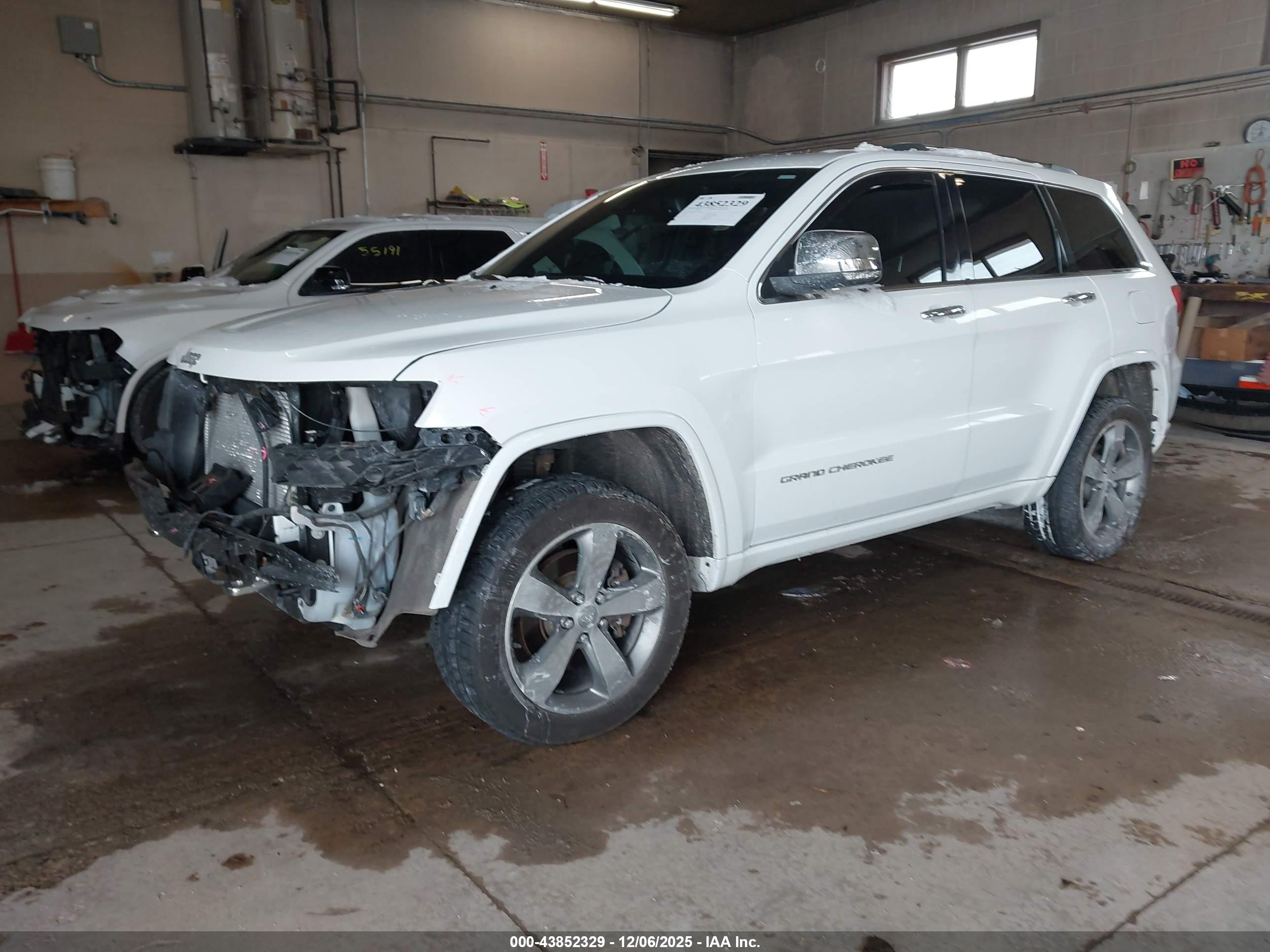 JEEP GRAND image 2