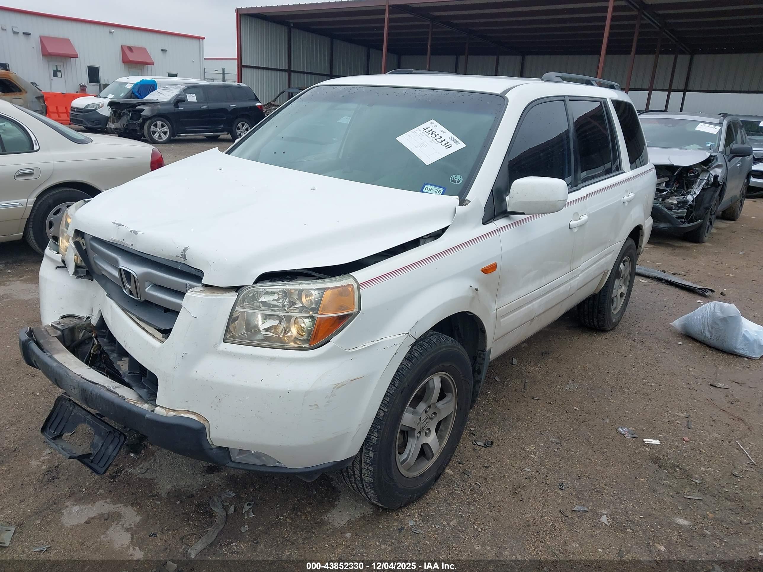 HONDA PILOT image 2