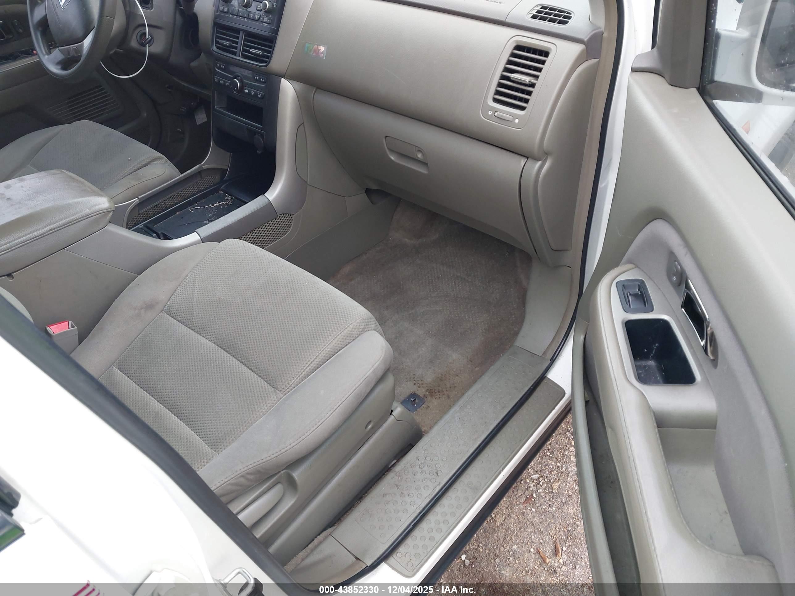 HONDA PILOT image 5